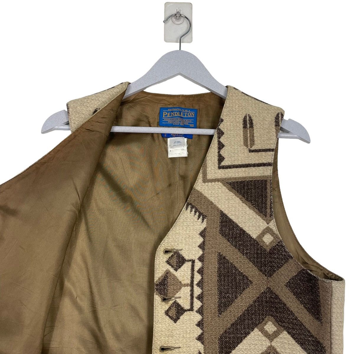 Pendleton 💥NAVAJO WESTERN BUTTON VEST Size US M / EU 48-50 / 2 - 10 Thumbnail