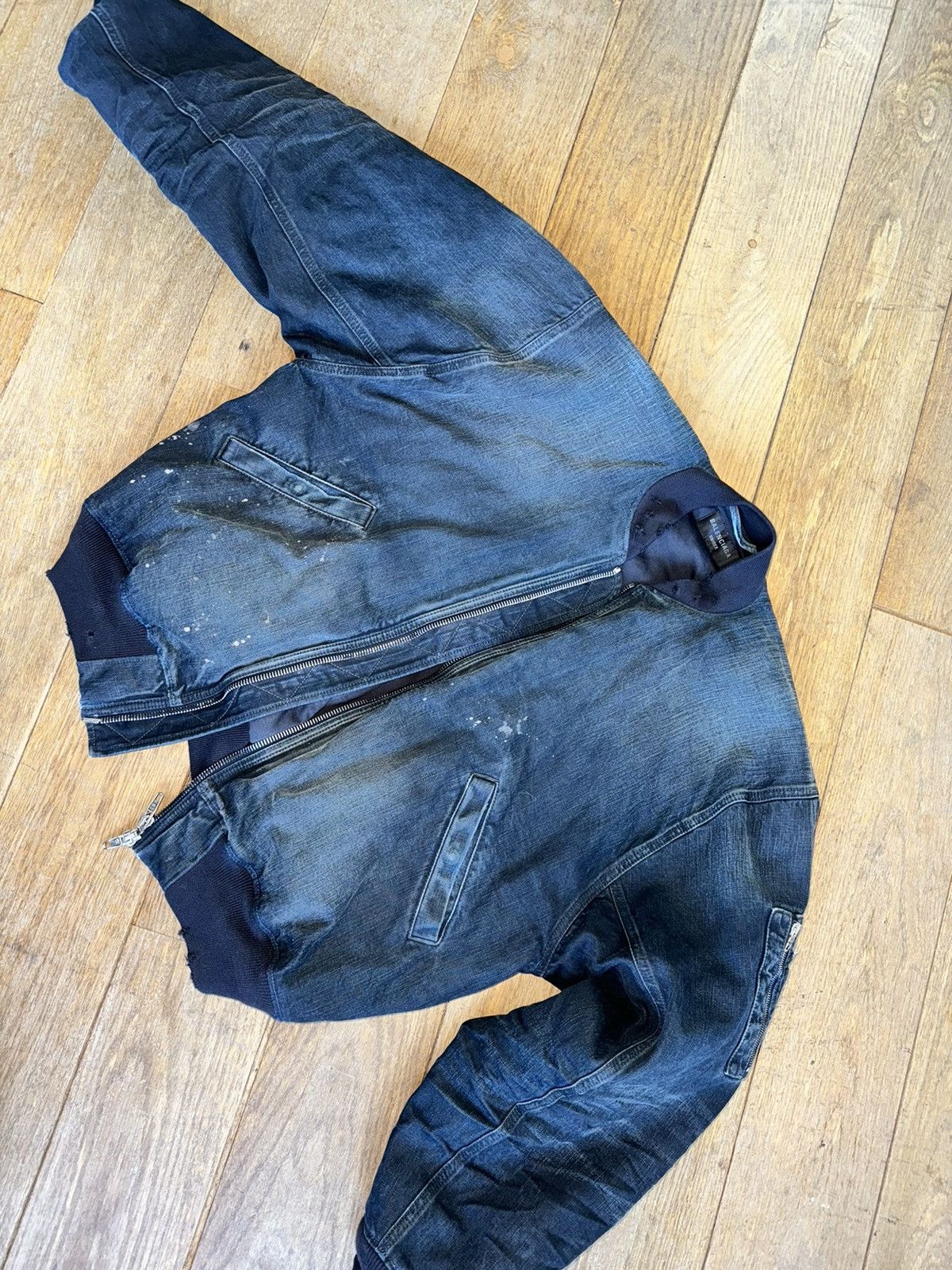 Balenciaga Balenciaga 25SS destroyed bomber Size US M / EU 48-50 / 2 - 2 Thumbnail