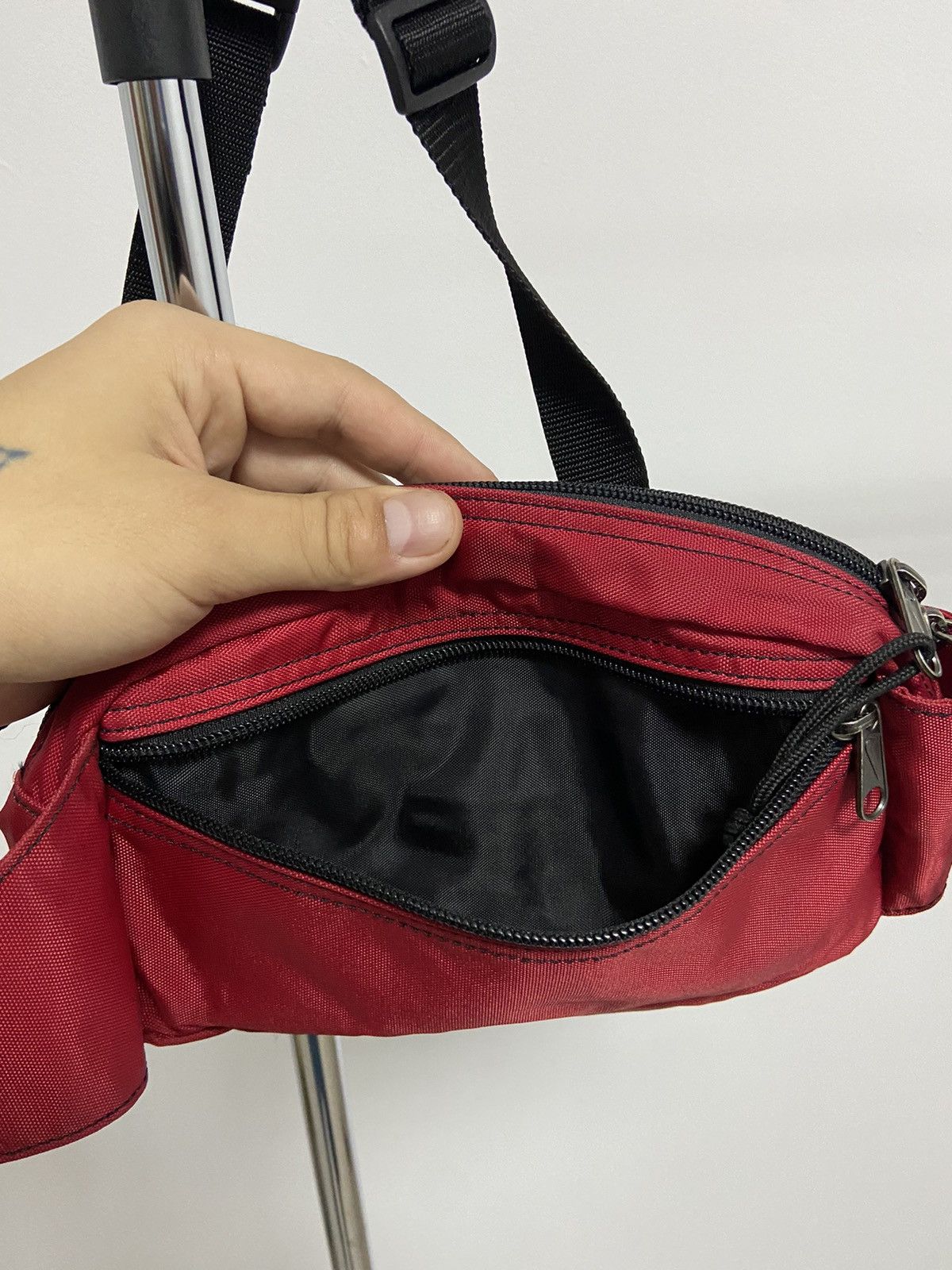 Nike × Vintage Nike small bag Vintage Big Swoosh Logo Size ONE SIZE - 8 Thumbnail