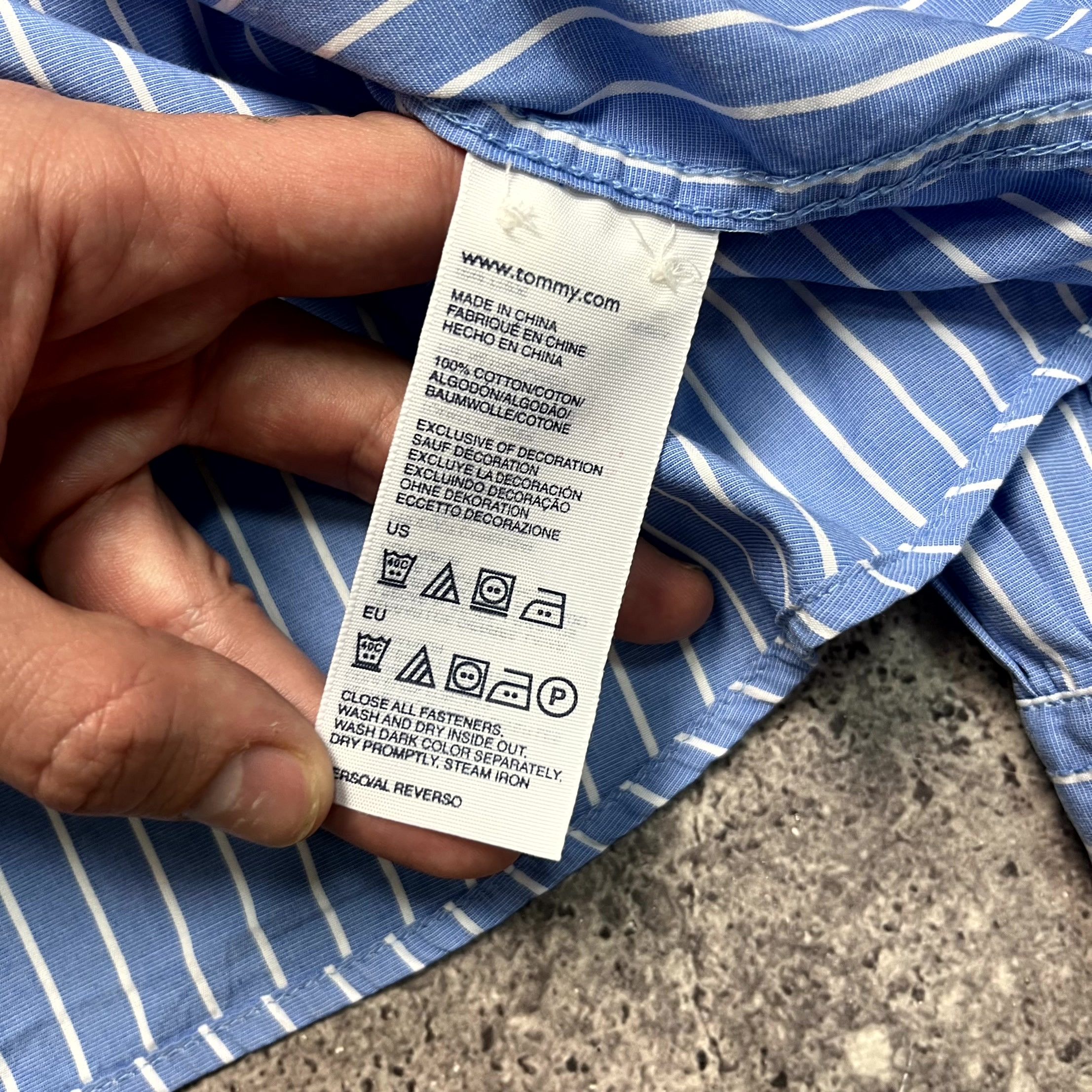 Tommy Hilfiger Tommy Hilfiger Blue Shirt Striped Button Down Cotton Size L Size US L / EU 52-54 / 3 - 9 Thumbnail