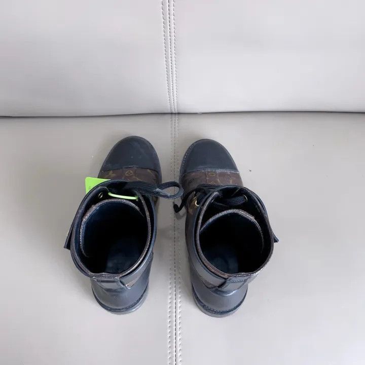 Louis Vuitton Louis Vuitton Wonderland Fashion Ankle Boots -2508 Size US 5 / IT 35 - 6 Thumbnail