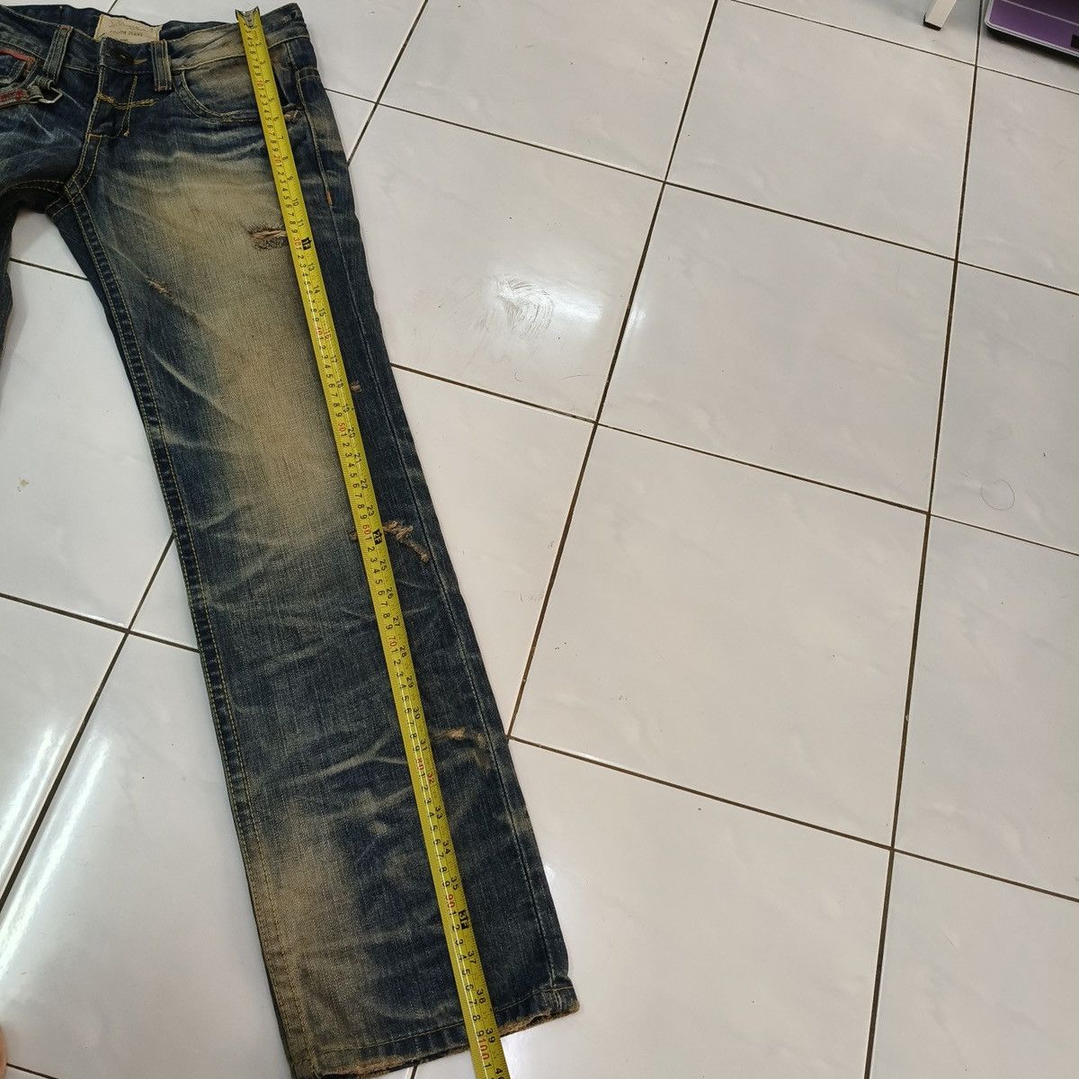 Japanese Brand Vintage Japanese Lolita Jeans Mud Wash Distressed Denim Size US 28 / EU 44 - 15 Thumbnail