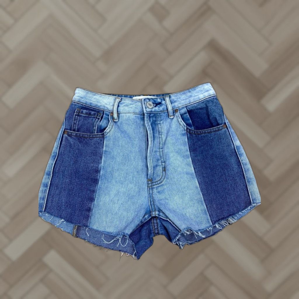 Pacsun Pacsun Women's Blue Denim Jean Shorts Size 24 User: Pacsun Women's Blue Denim Jean Shorts Size 24 Size 42" / US 20 - 1 Thumbnail