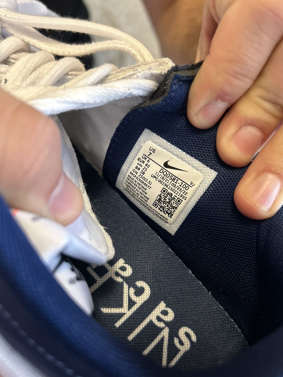 Nike × Sacai Nike Zoom Cortez SP Size US 7 / EU 40 - 8 Thumbnail