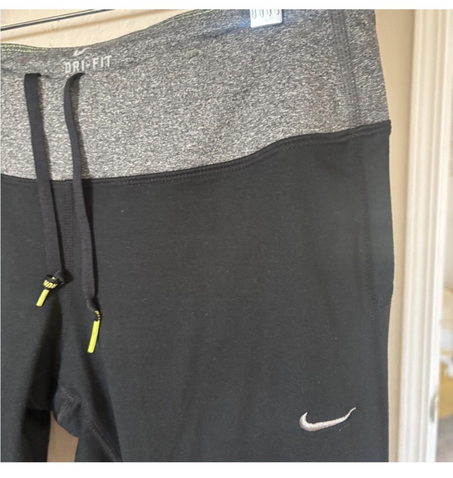 Nike (Nike) Running Black and Gray leggings Size 32" / US 10 / IT 46 - 4 Thumbnail
