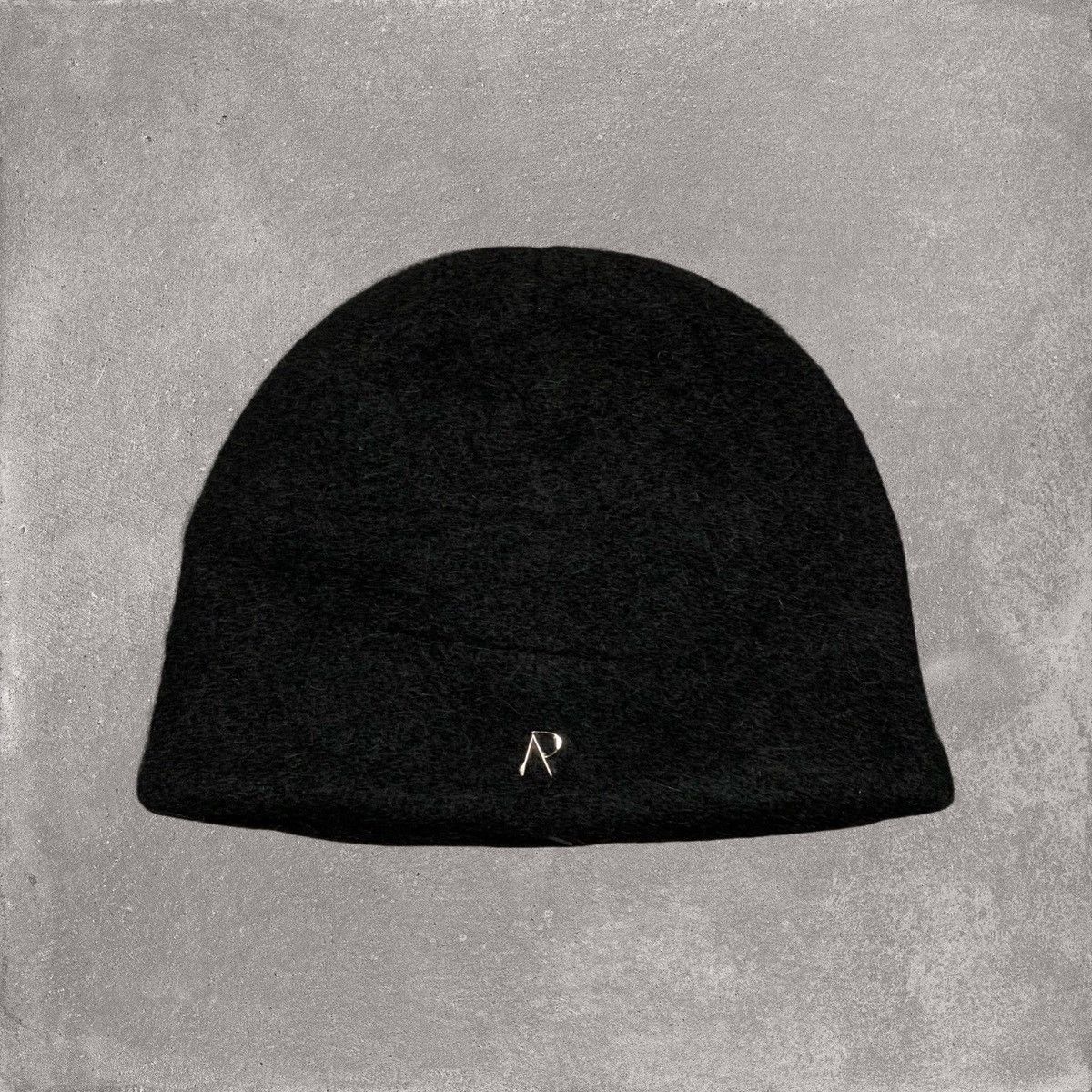 Represent Clo. Represent Beanie Jet Black Mental Initial Hat Size ONE SIZE - 1 Thumbnail