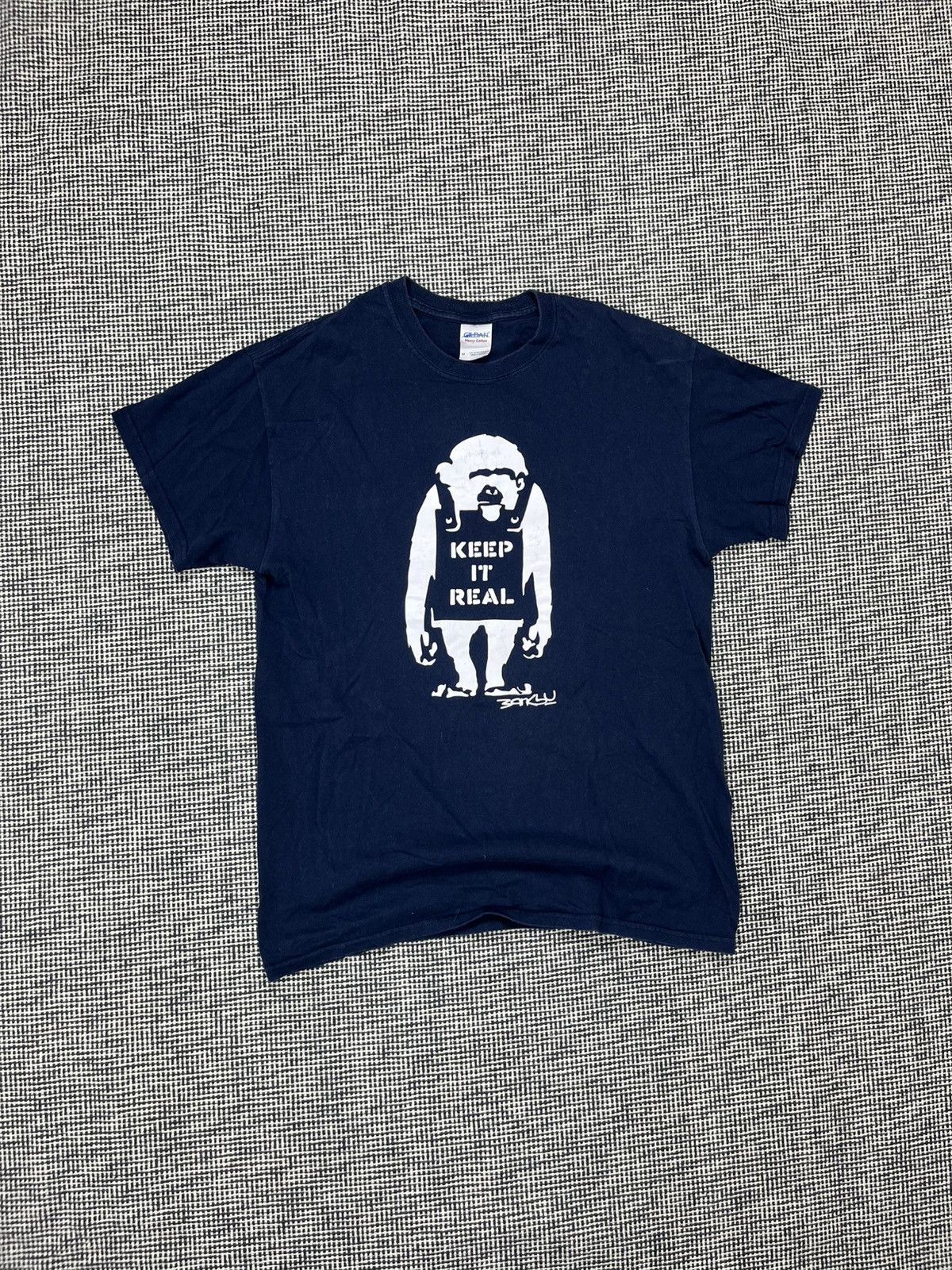 Vintage Banksy keep it real art tee vintage y2k Size US M / EU 48-50 / 2 - 1 Thumbnail