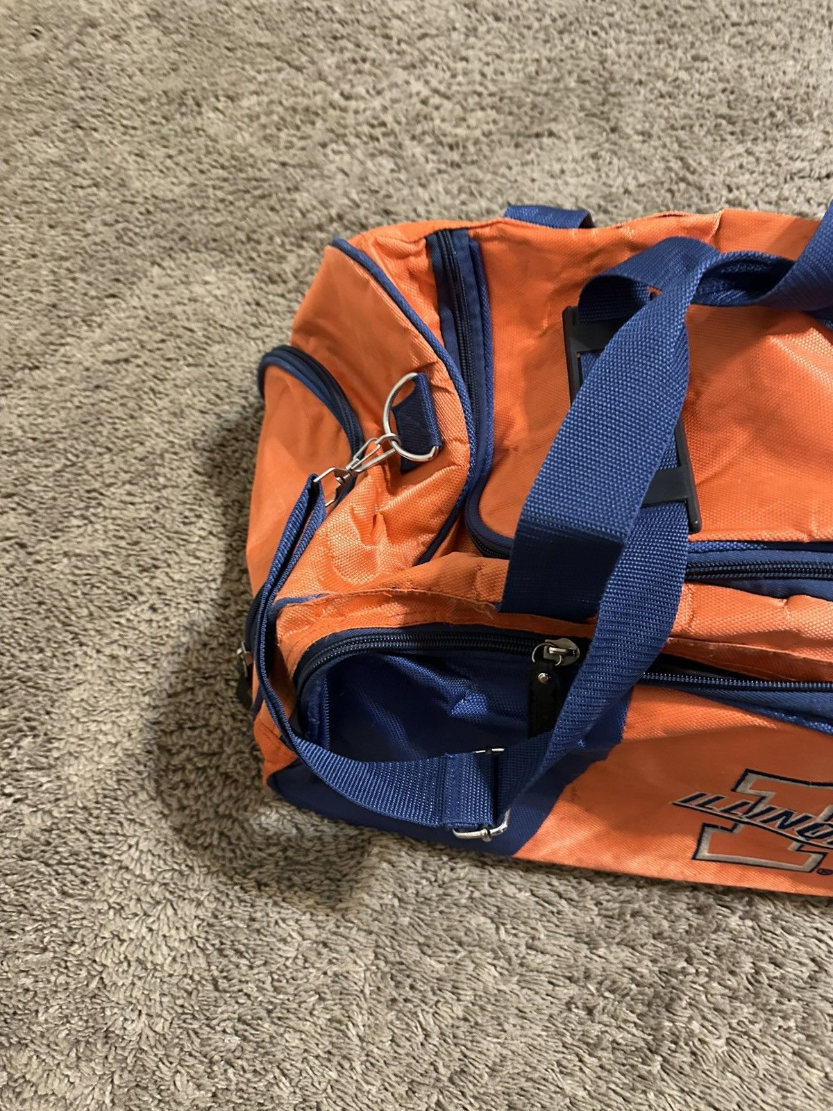 Vintage NCAA Illinois fighting illini duffle bag 90s