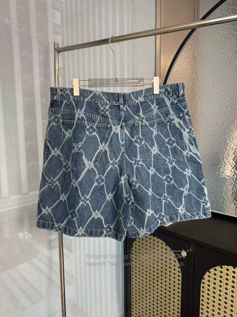 Louis Vuitton Louis Vuitton Blue fishnet logo shorts Size US 36 / EU 52 - 4 Thumbnail