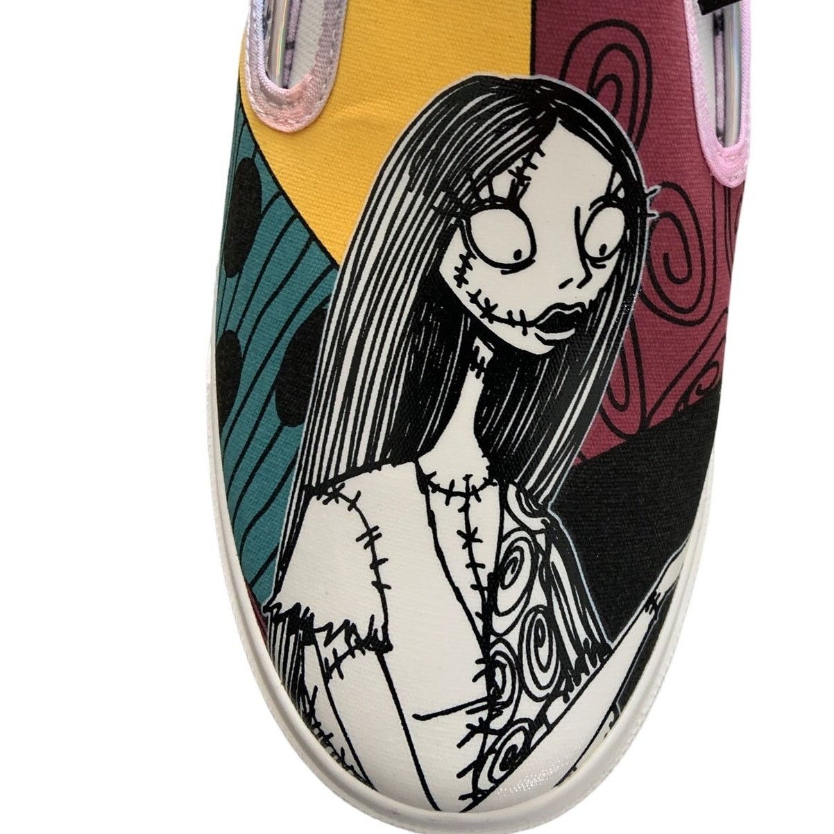 Disney Disney Women's 11 Nightmare Before Christmas Low Top Sneaker Size US 11 / IT 41 - 13 Thumbnail