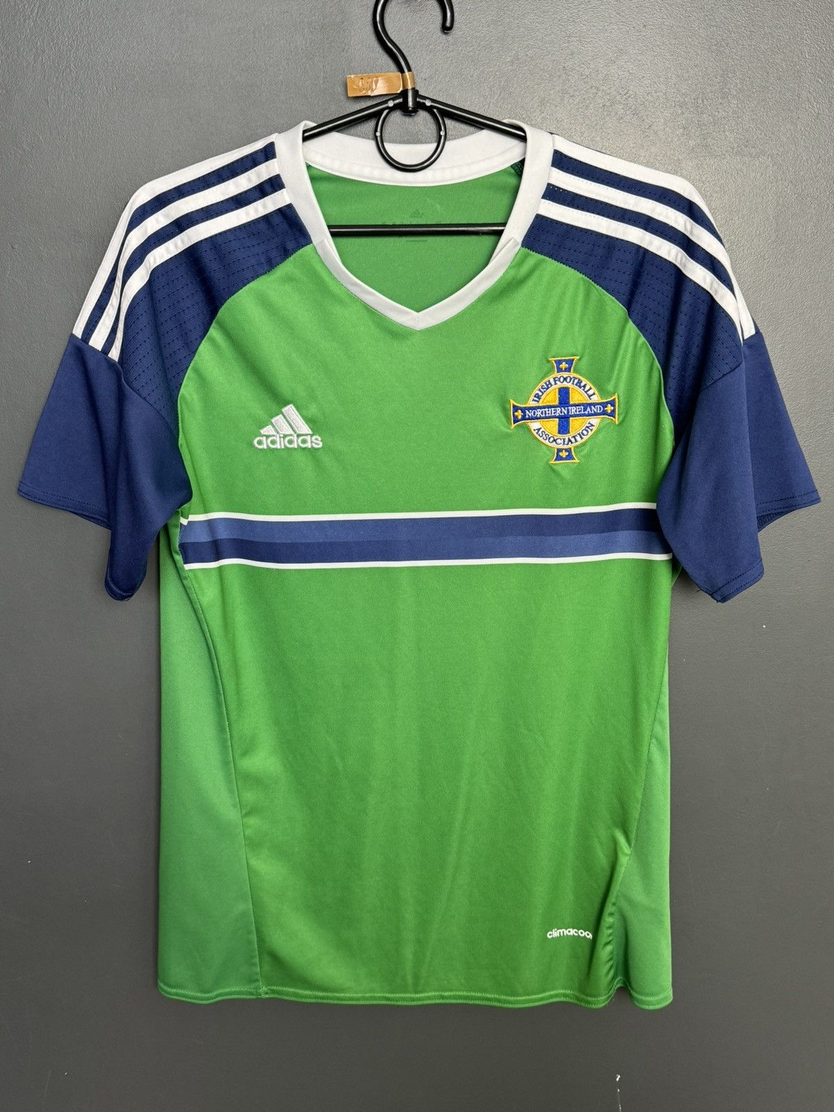 Adidas Northern Ireland 15/16 Home Football Jersey Size US S / EU 44-46 / 1 - 1 Thumbnail