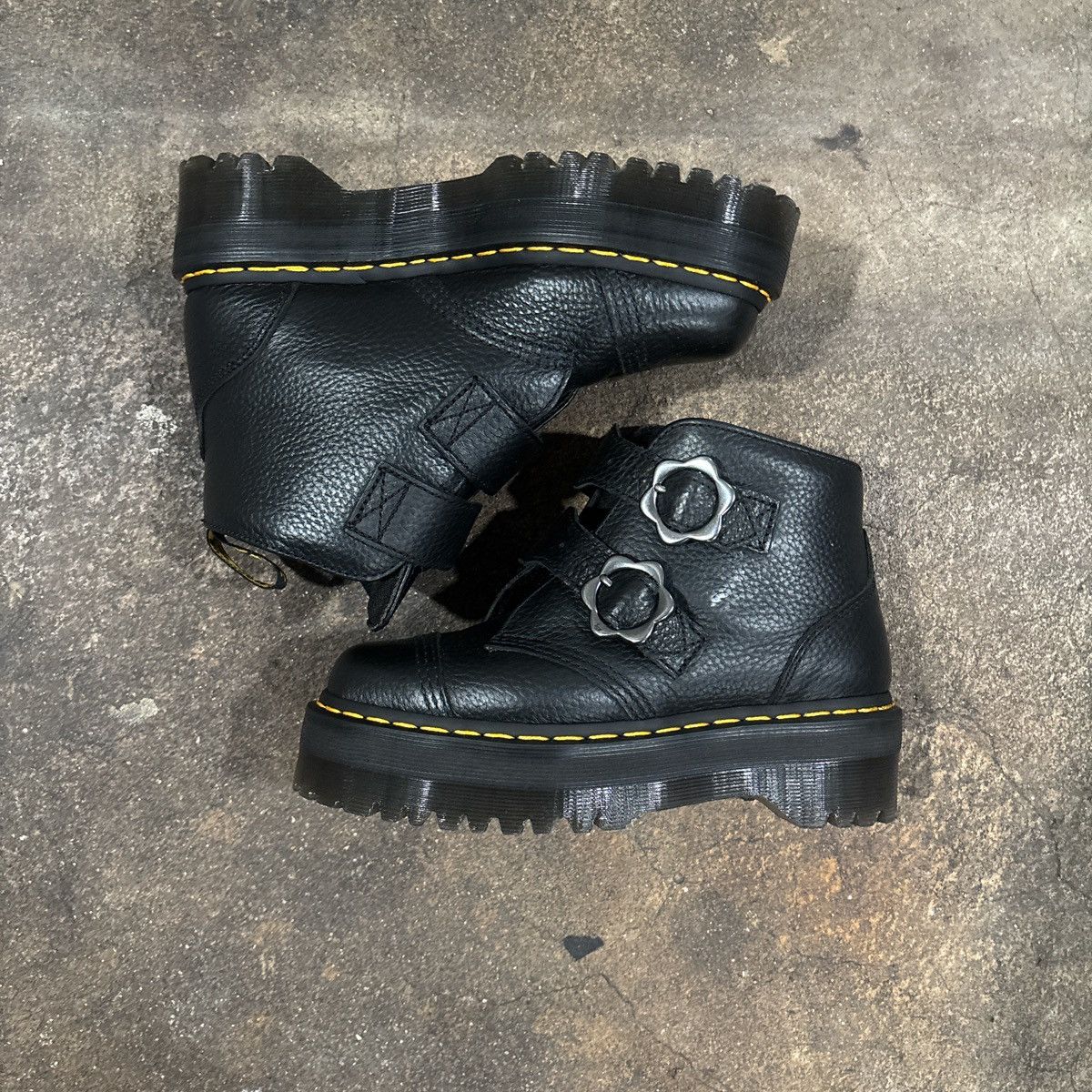 Dr. Martens Dr Martens Devon Flower Size US 7 / IT 37 - 1 Thumbnail