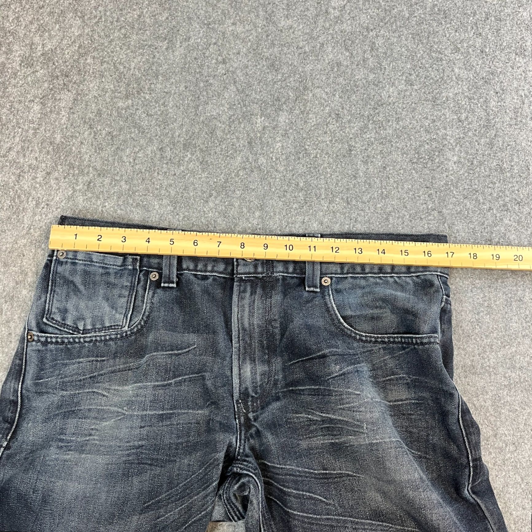 Levi's VINTAGE Levi's 514 Jeans Mens Regular Straight 34 30 Dark Wash Blue Flap Pocket Denim Cotton Polyester 5-Pocket Design Leather Logo 34 in Waist Size US 34 / EU 50 - 6 Thumbnail