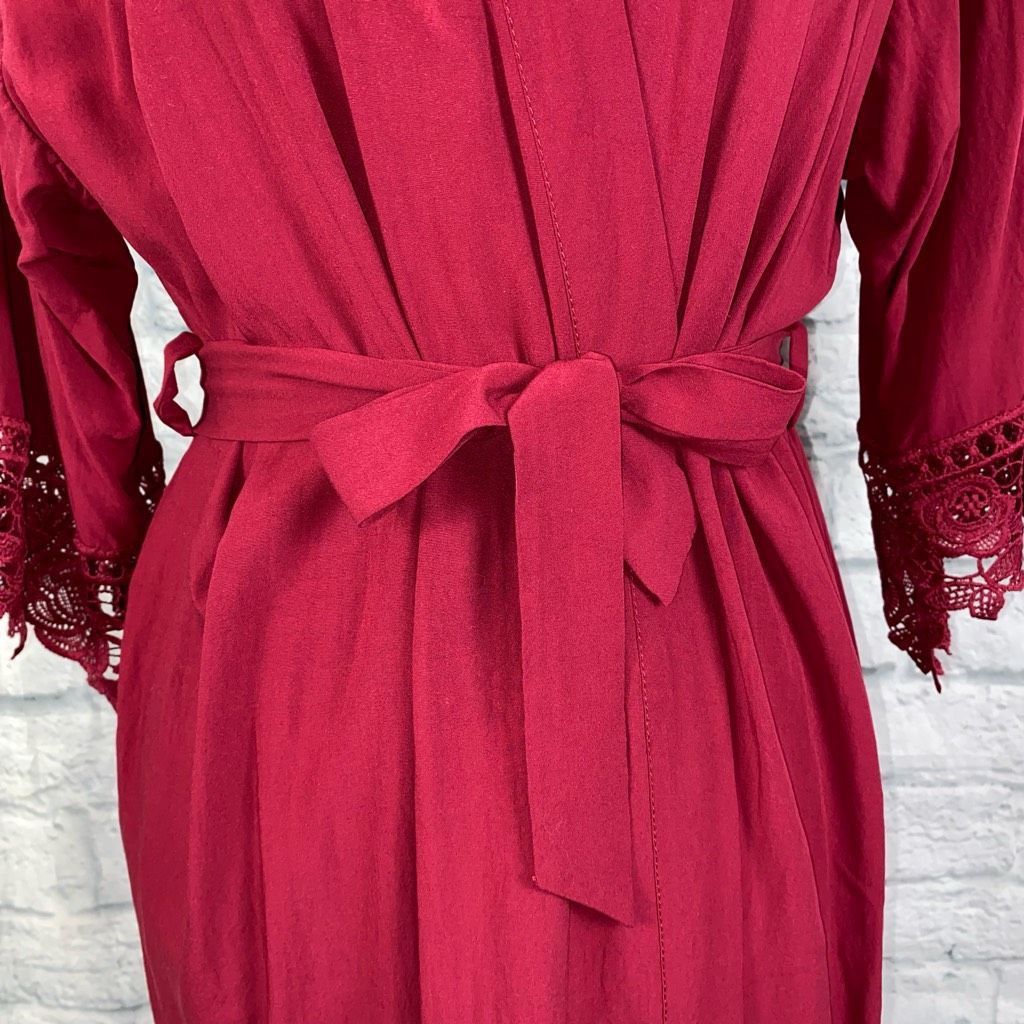 Other Women’s tie front robe with lace trim burgundy color sz smal Size ONE SIZE - 3 Thumbnail