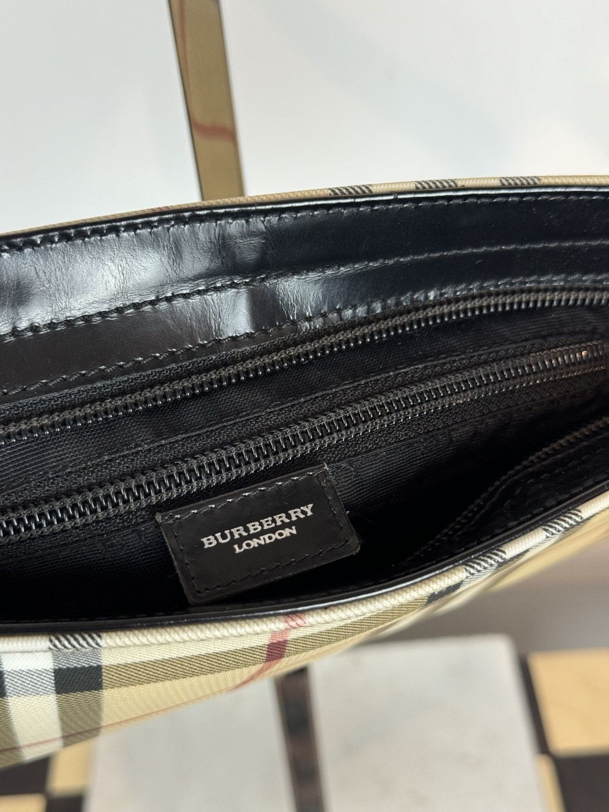 Burberry Leather shoulder bag Burberry original luxury casual item Size ONE SIZE - 2 Thumbnail