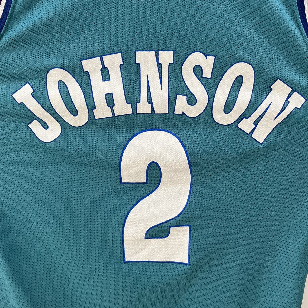 Champion × NBA × Vintage Vintage Charlotte Hornets 1991-92 Johnson #2 Champion Jersey Size US M / EU 48-50 / 2 - 4 Thumbnail