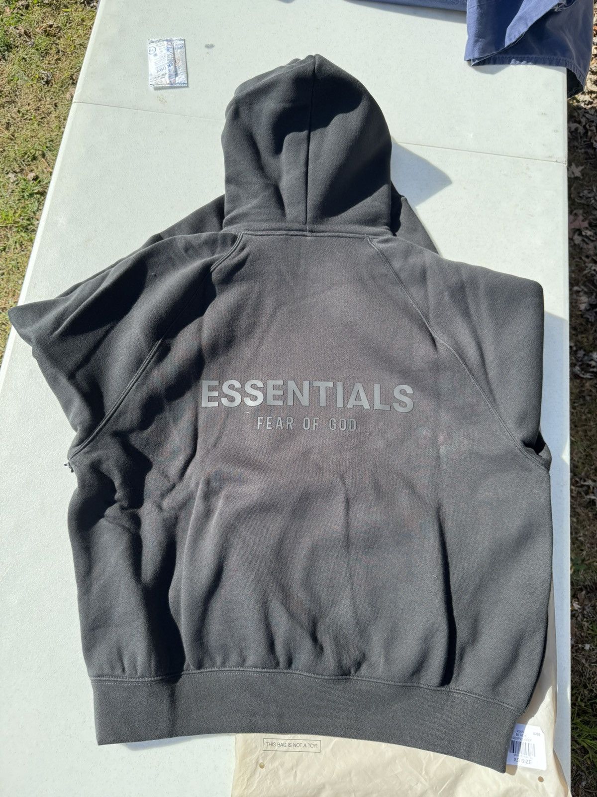 Fear of God FOG Essentials Hoodie Black Size XS Size US XS / EU 42 / 0 - 1 Thumbnail