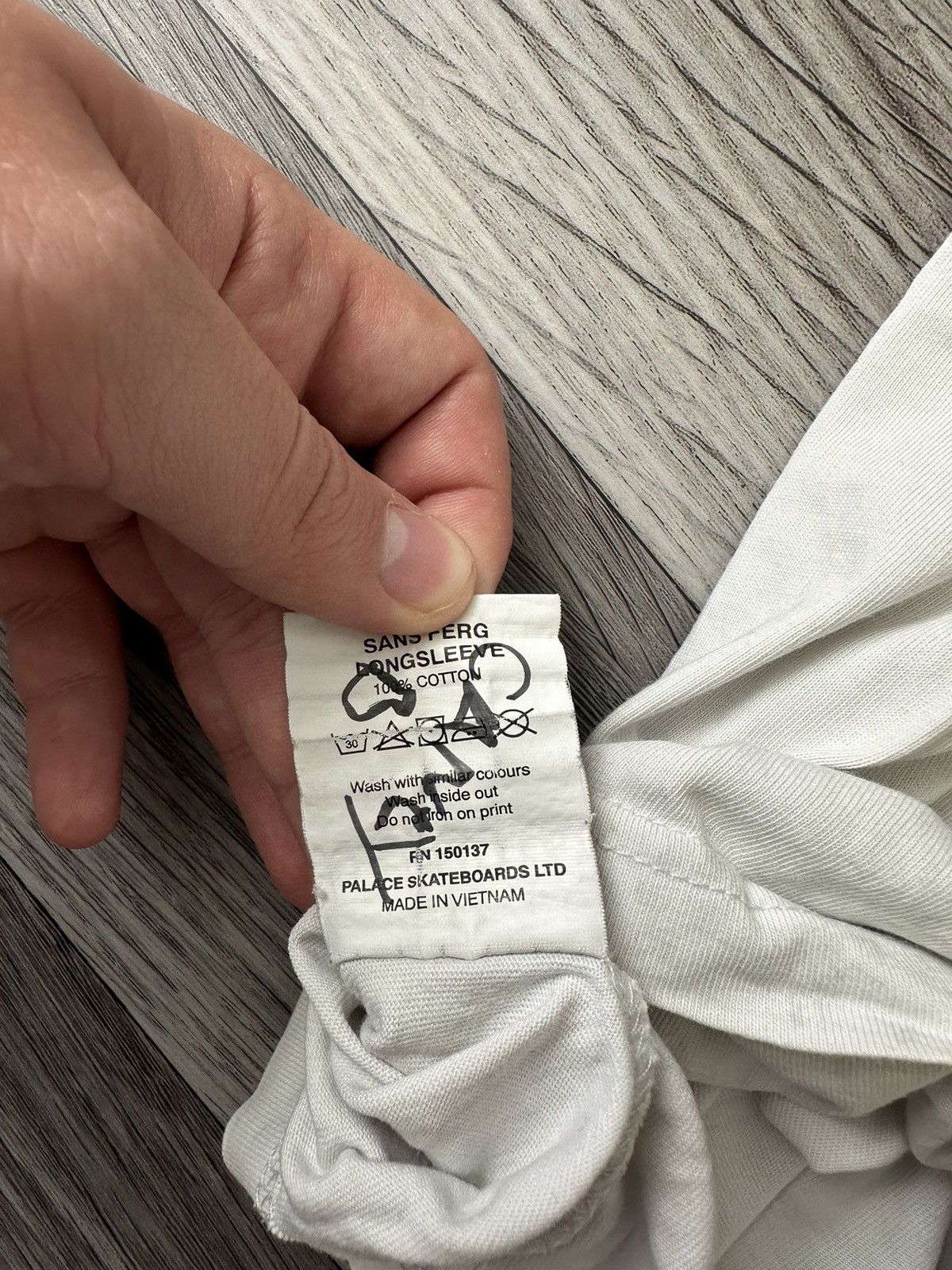 Palace Palace White Snake distressed y2k hype Longsleeve streetwear Size US L / EU 52-54 / 3 - 7 Thumbnail