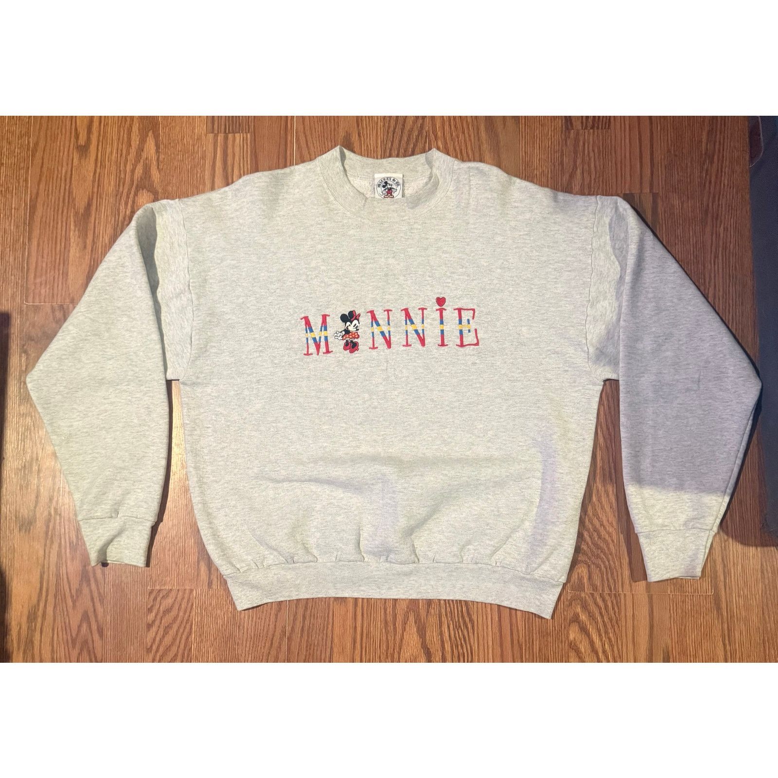 Other Vintage Minnie Mouse Embroidered Sweatshirt Mickey & Co, XL Size US XL / EU 56 / 4 - 1 Thumbnail