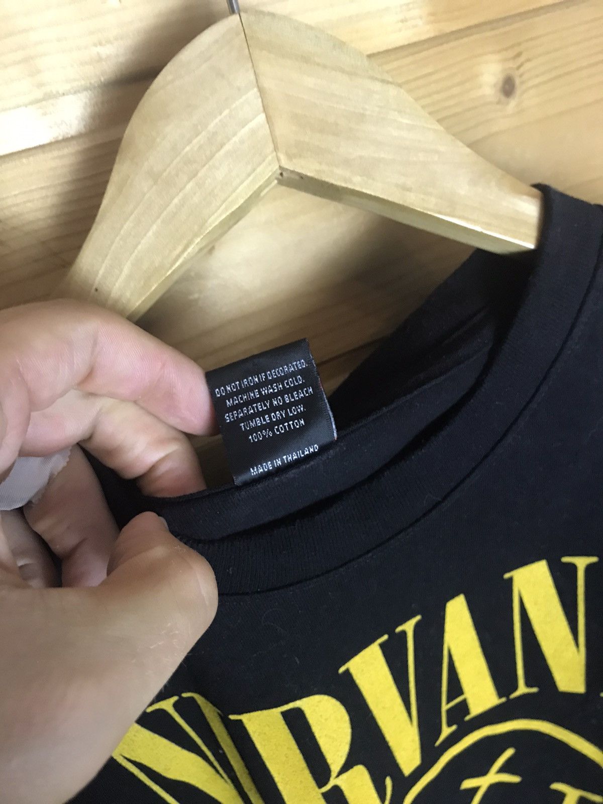 Nirvana Vintage 90s Nirvana t-shirt Size US M / EU 48-50 / 2 - 6 Thumbnail