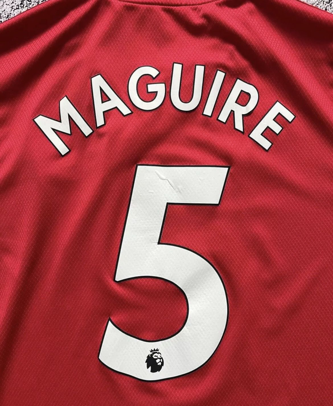 Adidas Manchester United Jersey Mens Red Soccer Maguire 2019-2020 Size US M / EU 48-50 / 2 - 5 Thumbnail
