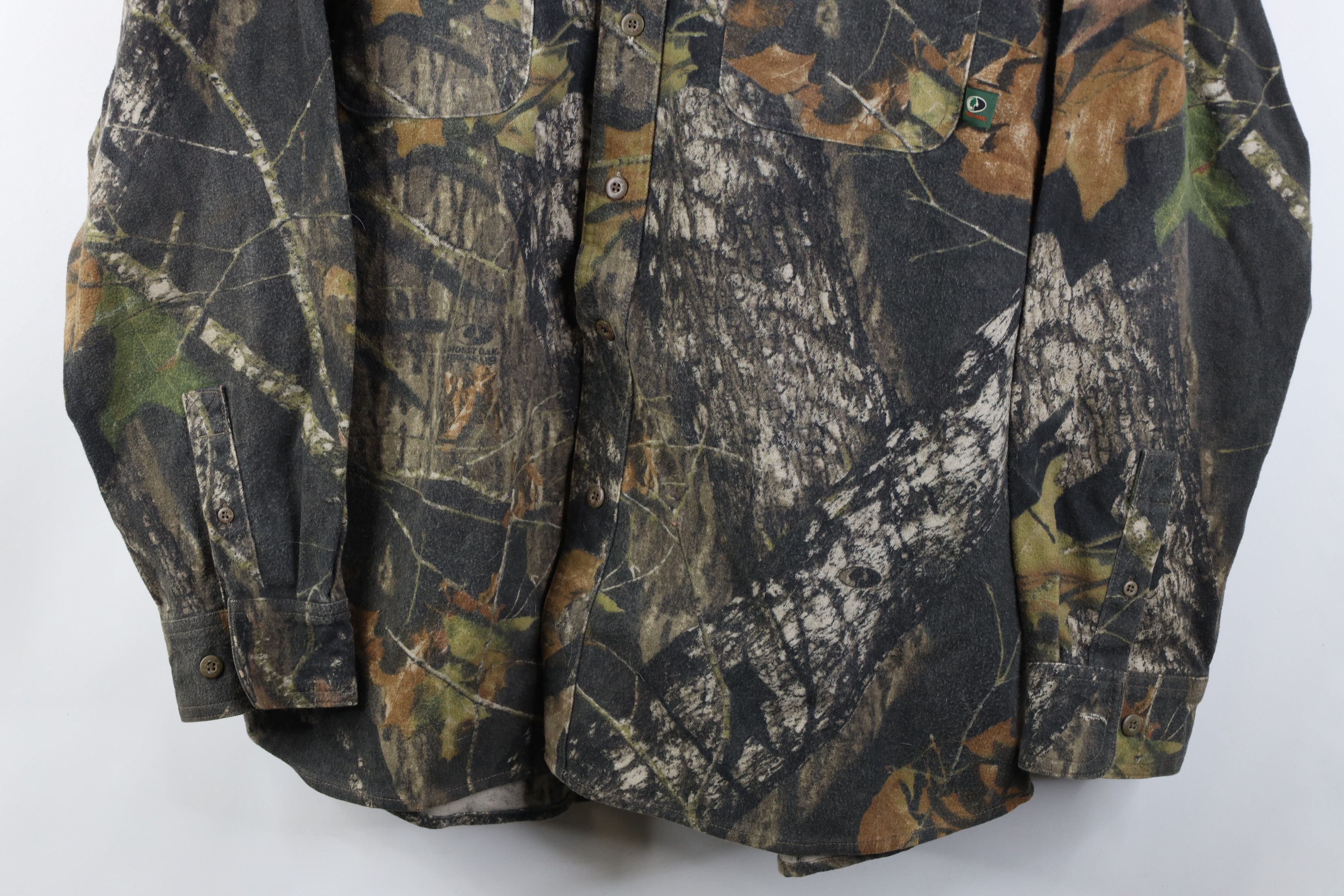 Vintage Vintage Mossy Oak Camouflage Chamois Cloth Button Shirt Size US XL / EU 56 / 4 - 3 Thumbnail