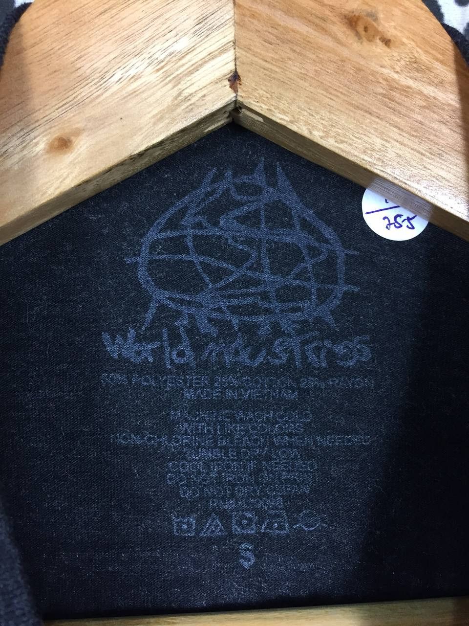 Vintage World Industries Skateboards Logo Streetwear Tee Size US S / EU 44-46 / 1 - 8 Thumbnail