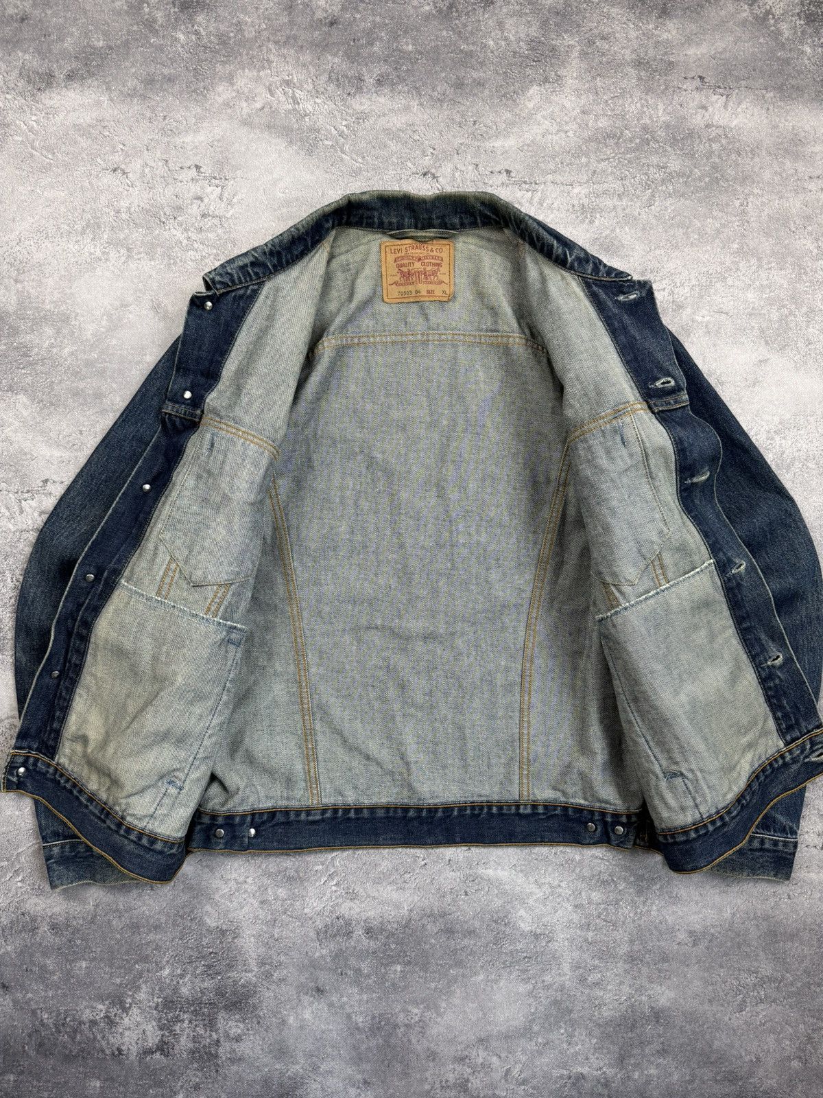 Levi's Vintage 90’s Levi’s Denim Trucker Jacket 70503 04 Size US XL / EU 56 / 4 - 12 Thumbnail