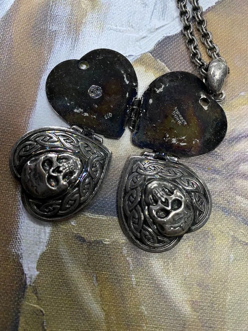 Number (N)ine Number (N)ineSkull clover necklace 2503-Nextarrow Size ONE SIZE - 4 Thumbnail