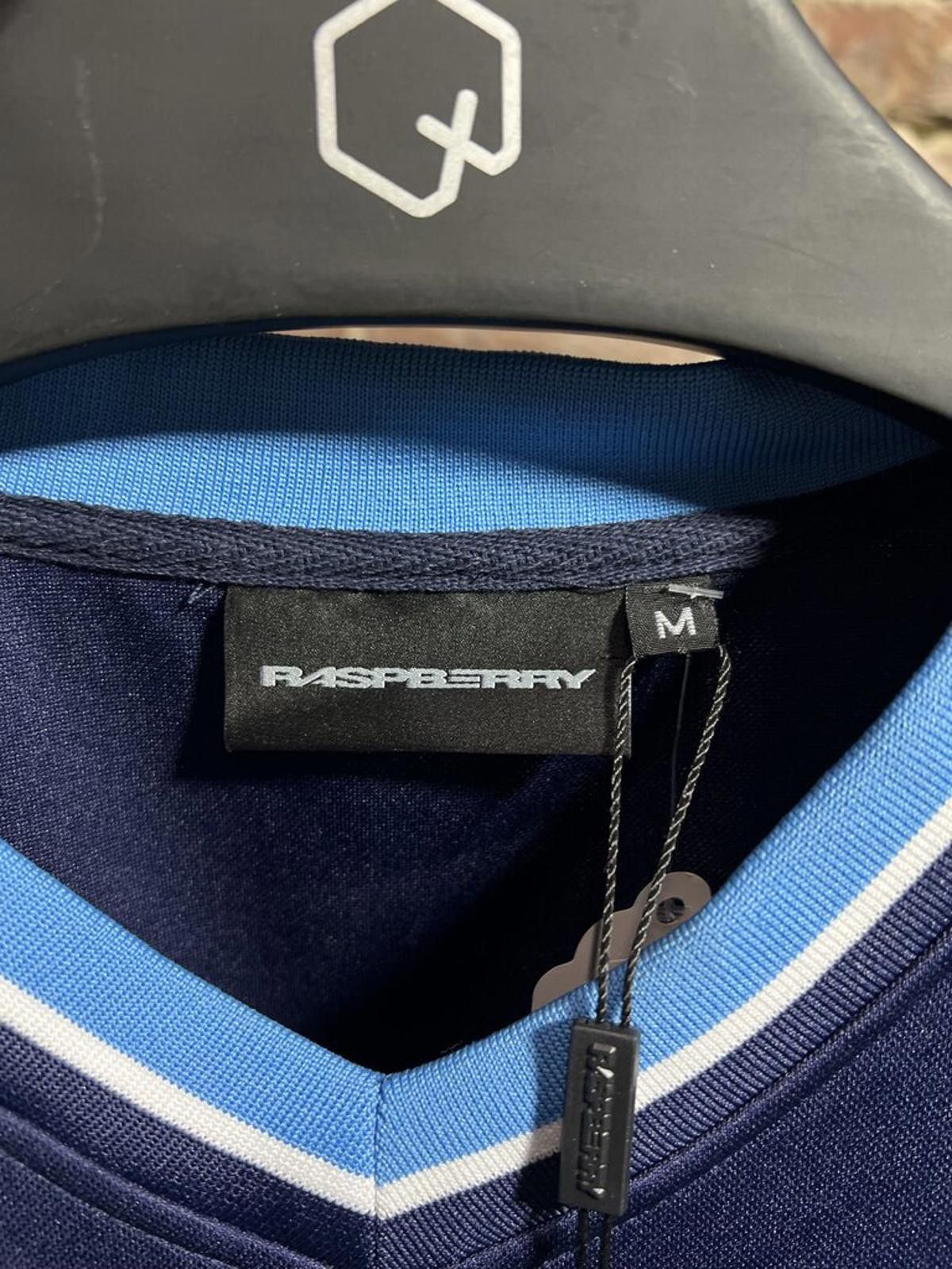 The GV Gallery GV Gallery Faded Blue Hockey Jersey Sz. M Size US M / EU 48-50 / 2 - 3 Thumbnail