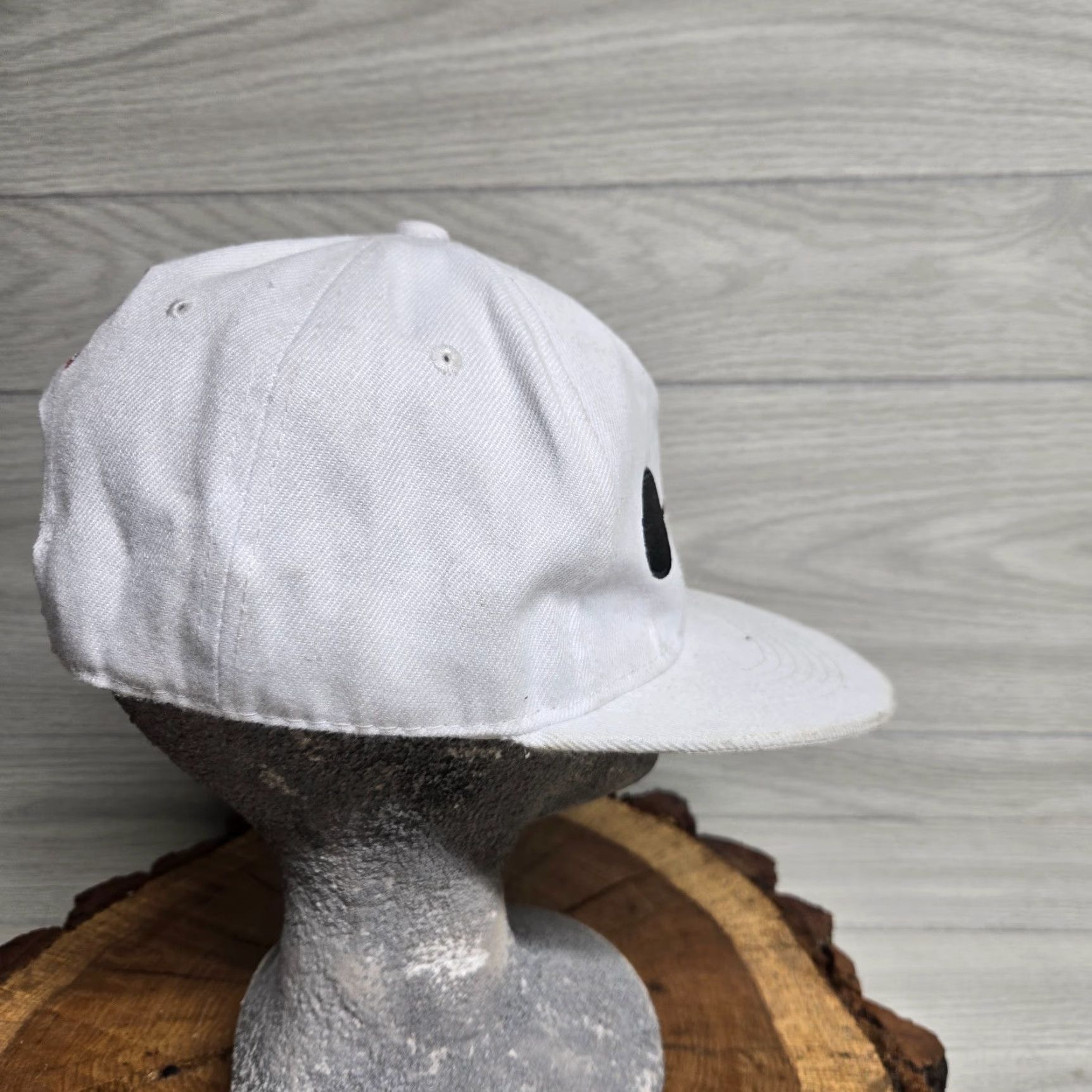 Disney Disney Hat Big Hero 6 Snapback Adult One Size White Twill adjustable Cap Boys Mens Unisex Adults casual Sports Theme Size ONE SIZE - 4 Thumbnail