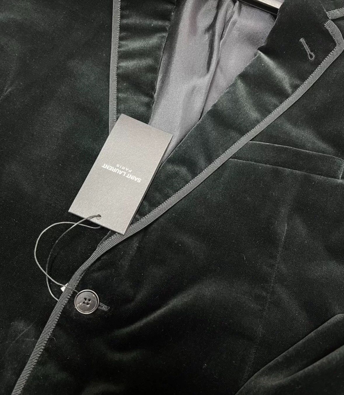 Saint Laurent Paris × Yves Saint Laurent Saint Laurent SLP Authentic Black Velvet Palace Suit Size US L / EU 52-54 / 3 - 3 Thumbnail