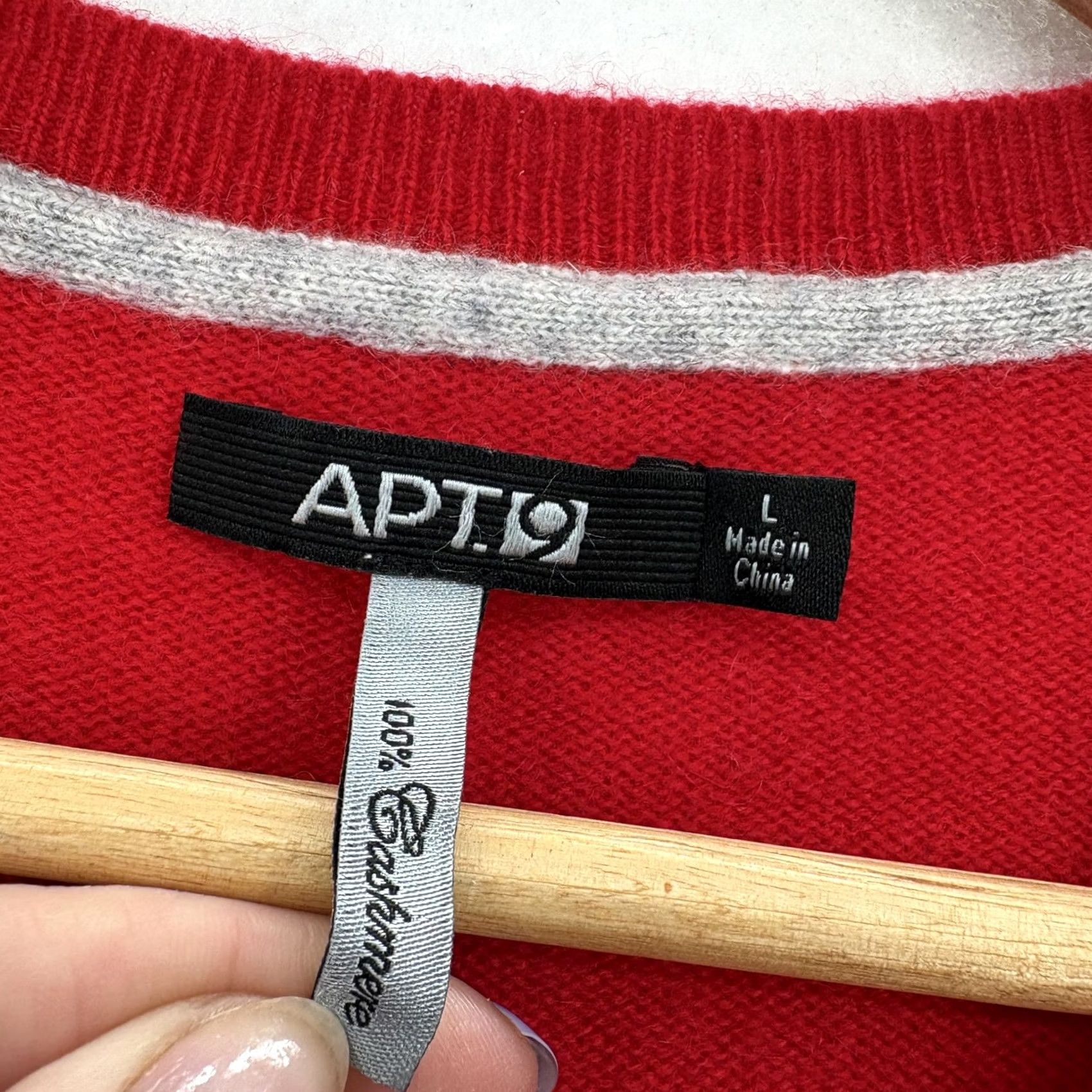 Apt. 9 APT.9 Sweater Cardigan Womens Large Red 100% Cashmere Button Crew Neck Size L / US 10 / IT 46 - 5 Thumbnail