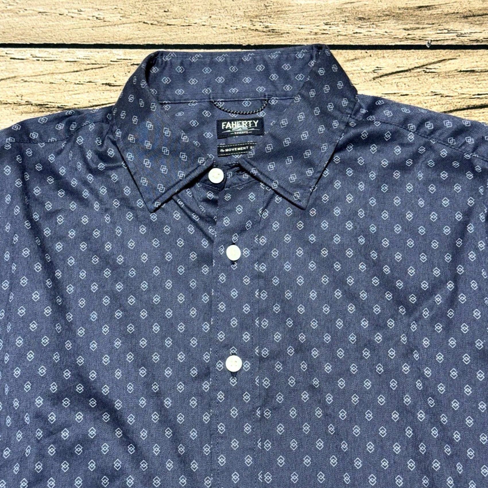 Faherty Faherty Movement Button-Up Shirt Mens M Blue Geometric Long Sleeve Regular Fit, Woven Cotton Blend Size US L / EU 52-54 / 3 - 2 Thumbnail
