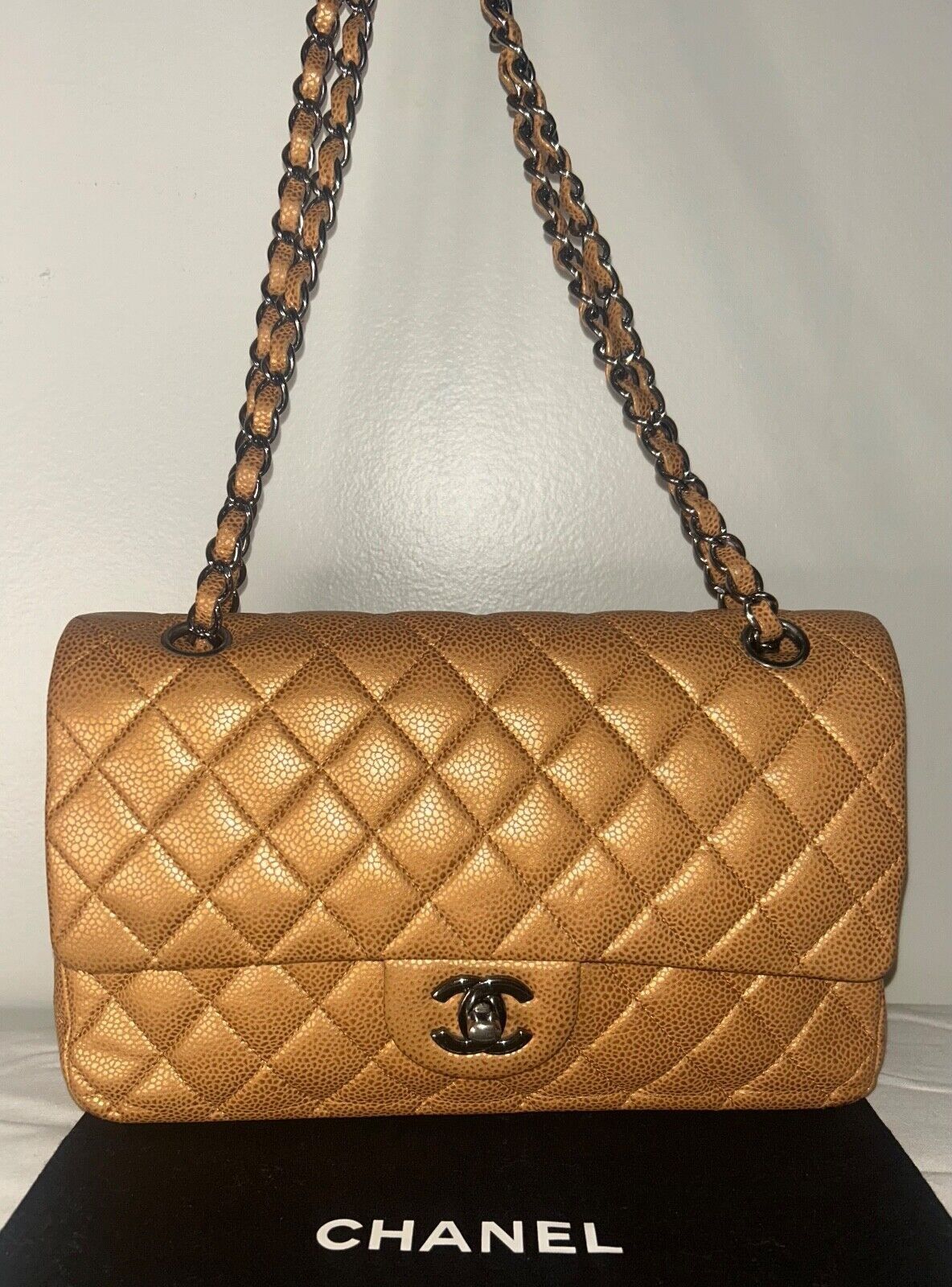 Chanel CHANEL Medium Double Flap Metallic Caviar Leather Bag Golden Size ONE SIZE - 2 Thumbnail