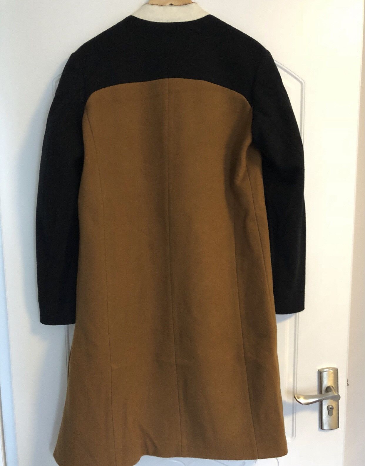 Dries Van Noten Dries van noten Color-matching coat 2412-Nextarrow Size US S / EU 44-46 / 1 - 5 Thumbnail