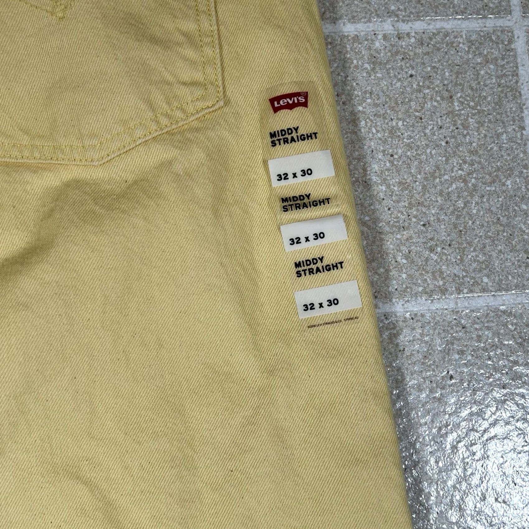 Levi's Levi's Jeans Womens 32x30 Yellow Denim Cotton Straight Mid Rise Middy NWT Regular Womens Size 24" / US 00 / IT 34 - 3 Thumbnail