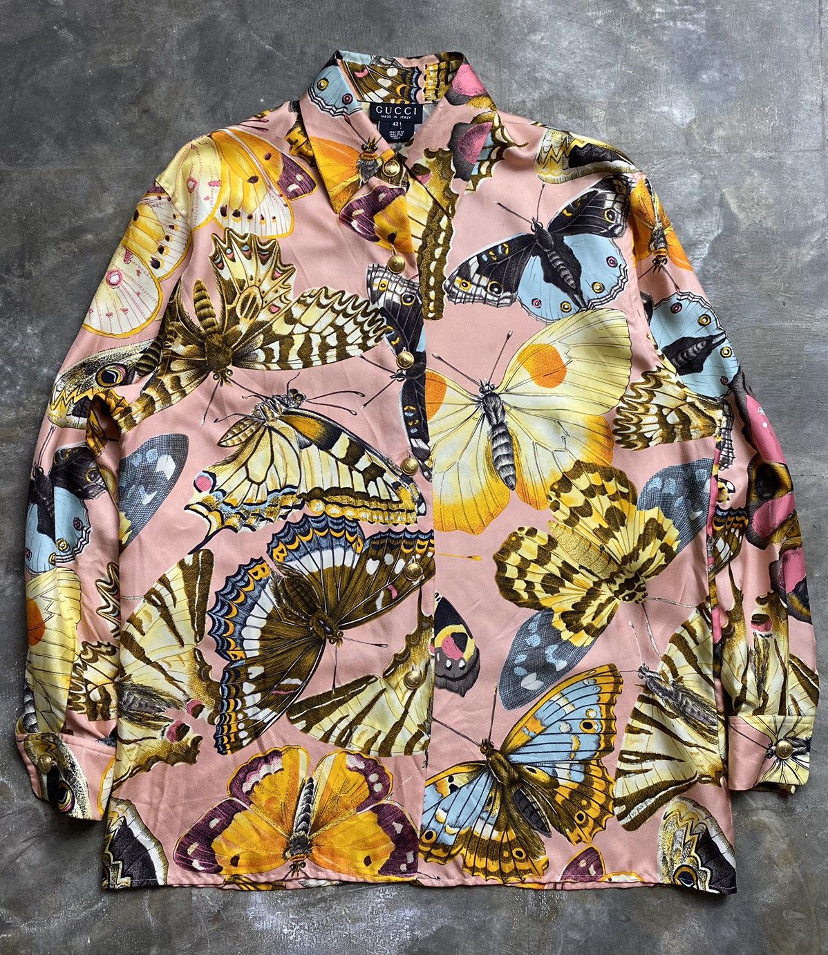 Gucci Gucci SS92 Butterfly Print Silk Shirt Size M / US 6-8 / IT 42-44 - 1 Thumbnail