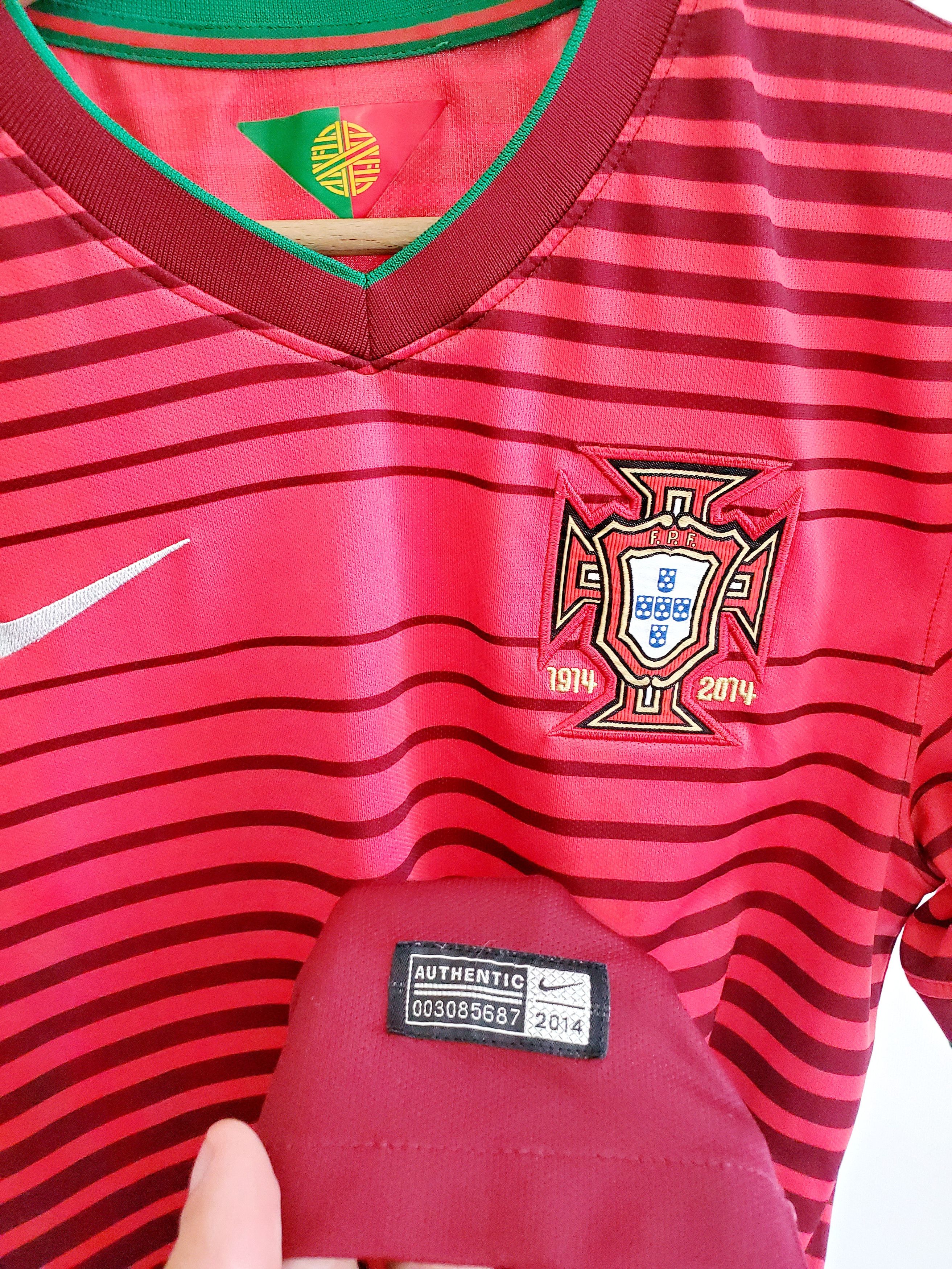 Nike PORTUGAL 2014 2015 HOME FOOTBALL SHIRT SOCCER JERSEY Size S Size US S / EU 44-46 / 1 - 3 Thumbnail