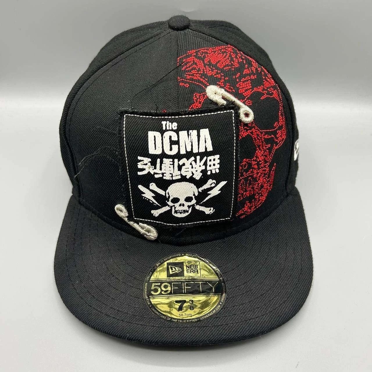 New Era DCMA Hat Men 7 3/8 Black Good Charlotte Fitted Cap Wool Size ONE SIZE - 1 Thumbnail