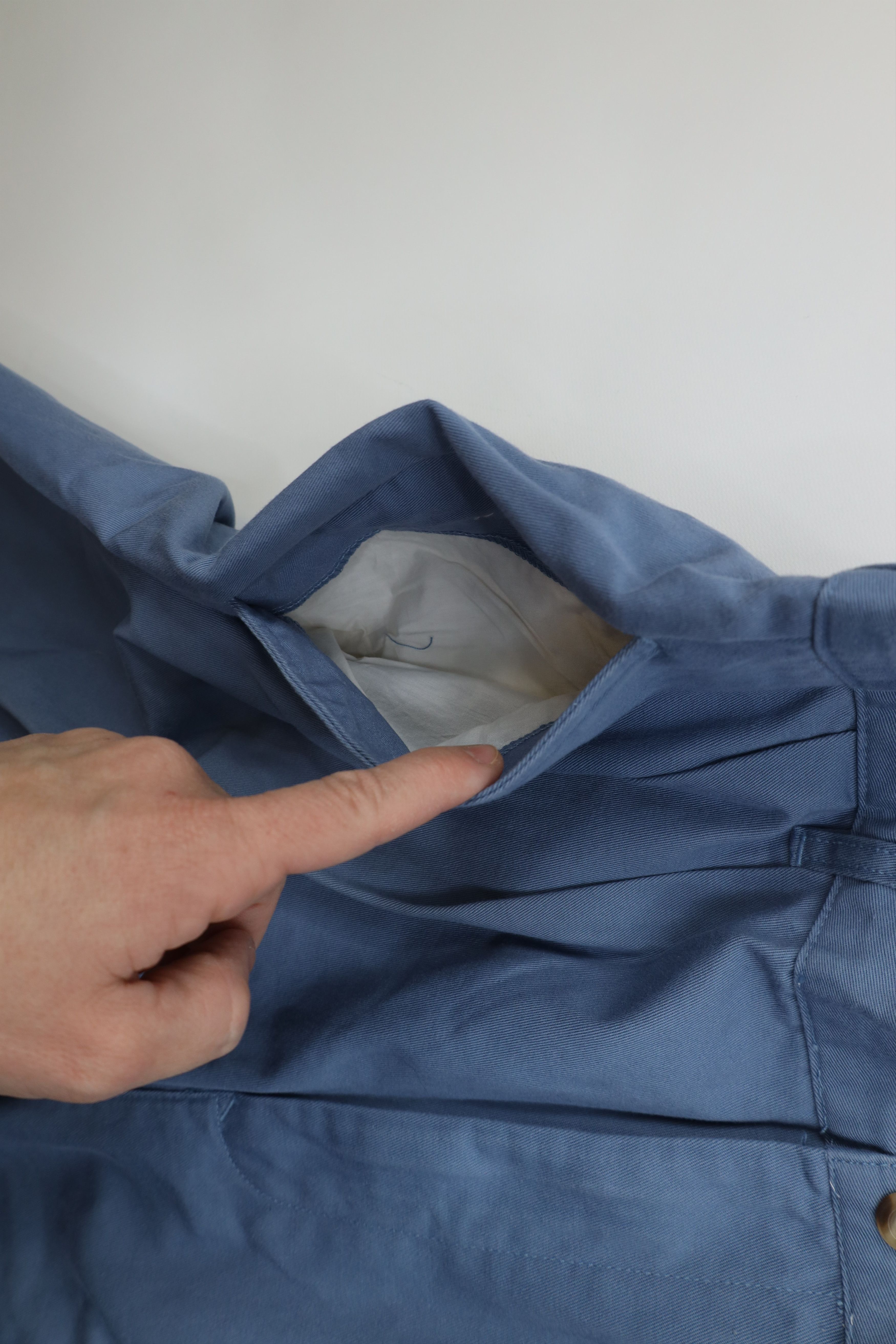 Tommy Hilfiger Deadstock Vintage 90s Tommy Hilfiger Chino Golf Shorts Blue Size US 35 - 6 Thumbnail