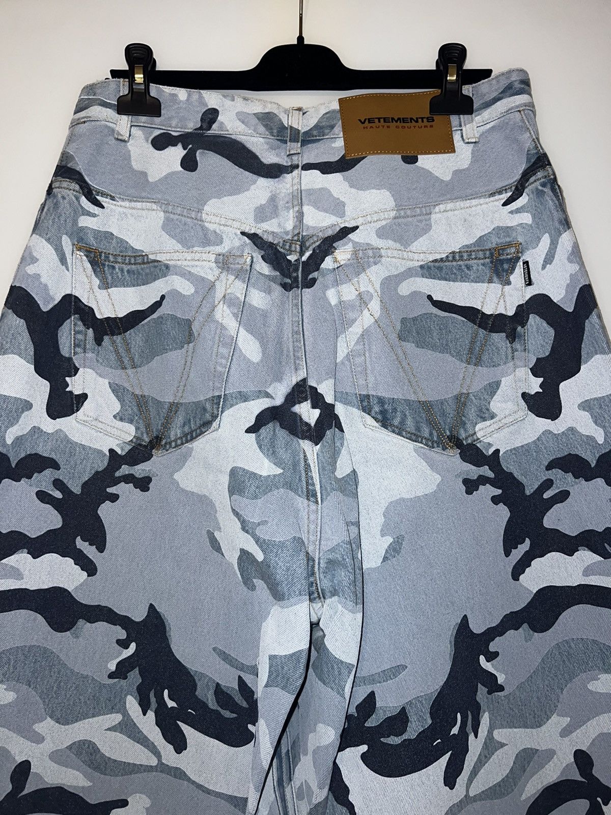 Vetements Camo Big Shape Jeans Size US 38 / EU 54 - 12 Thumbnail
