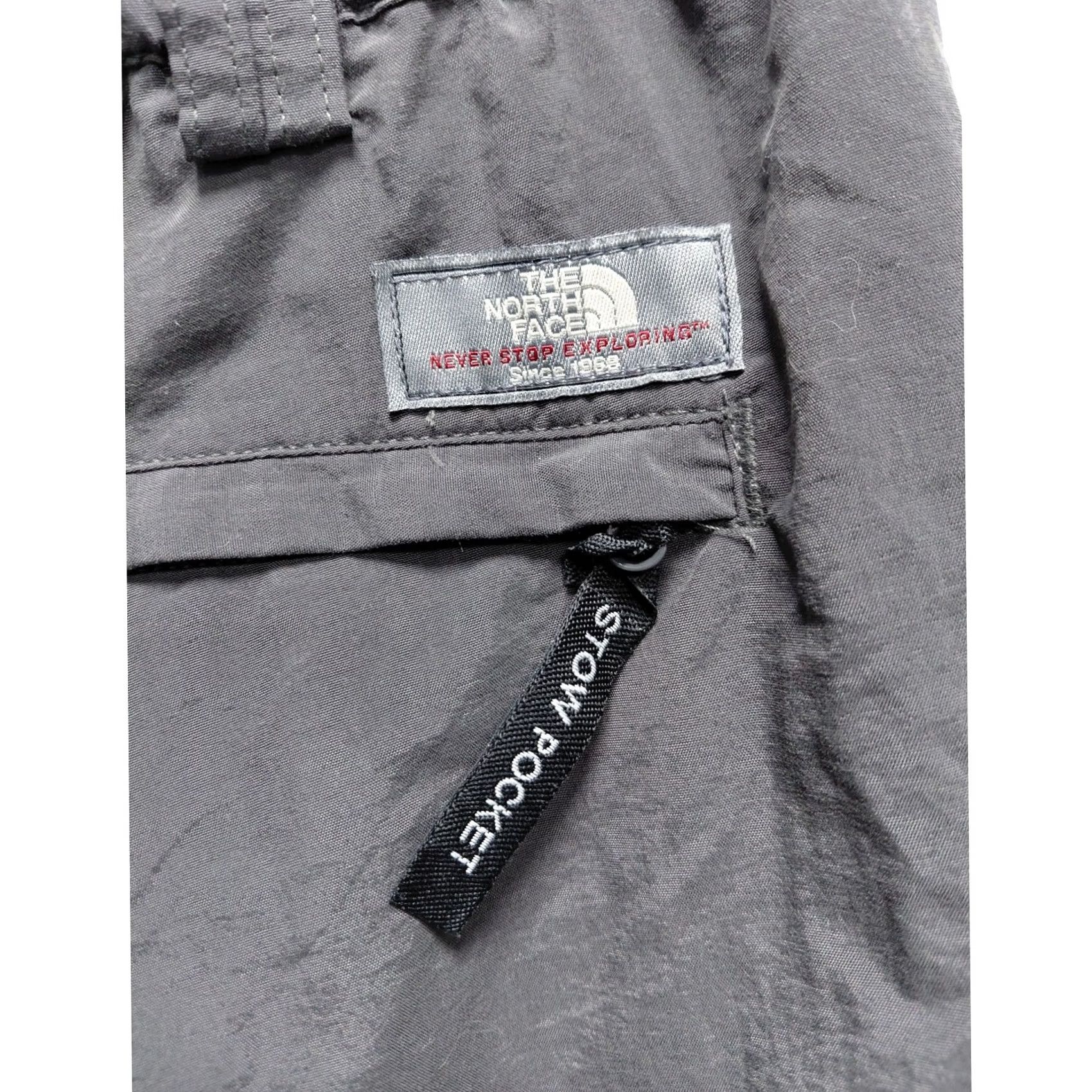 The North Face The North Face Gray Cargo Pants Men Size XL Size US 36 / EU 52 - 5 Thumbnail