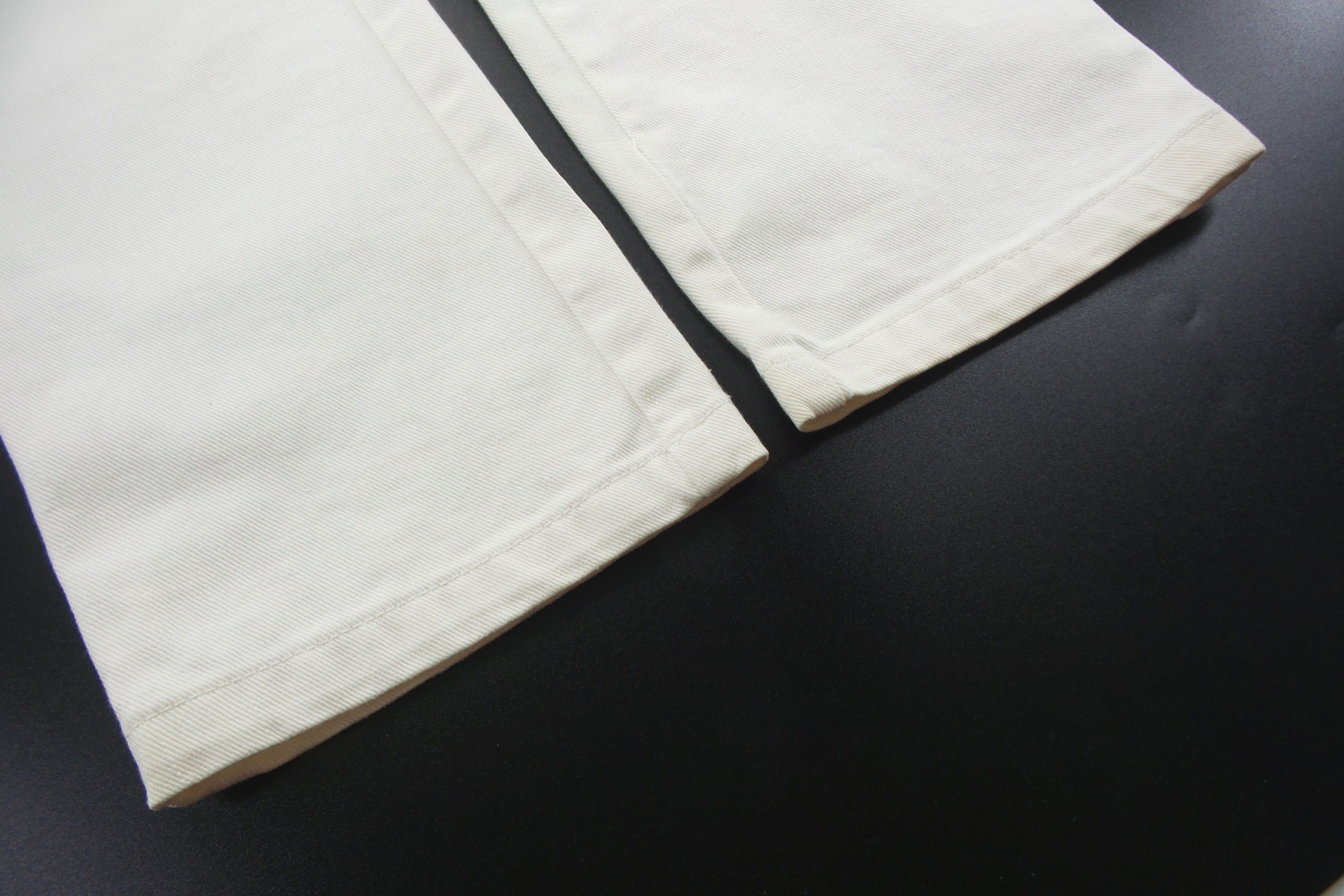 Gucci FOR HER Gucci Italy Plain White Jeans W15xL39 Size 30" / US 8 / IT 44 - 11 Thumbnail