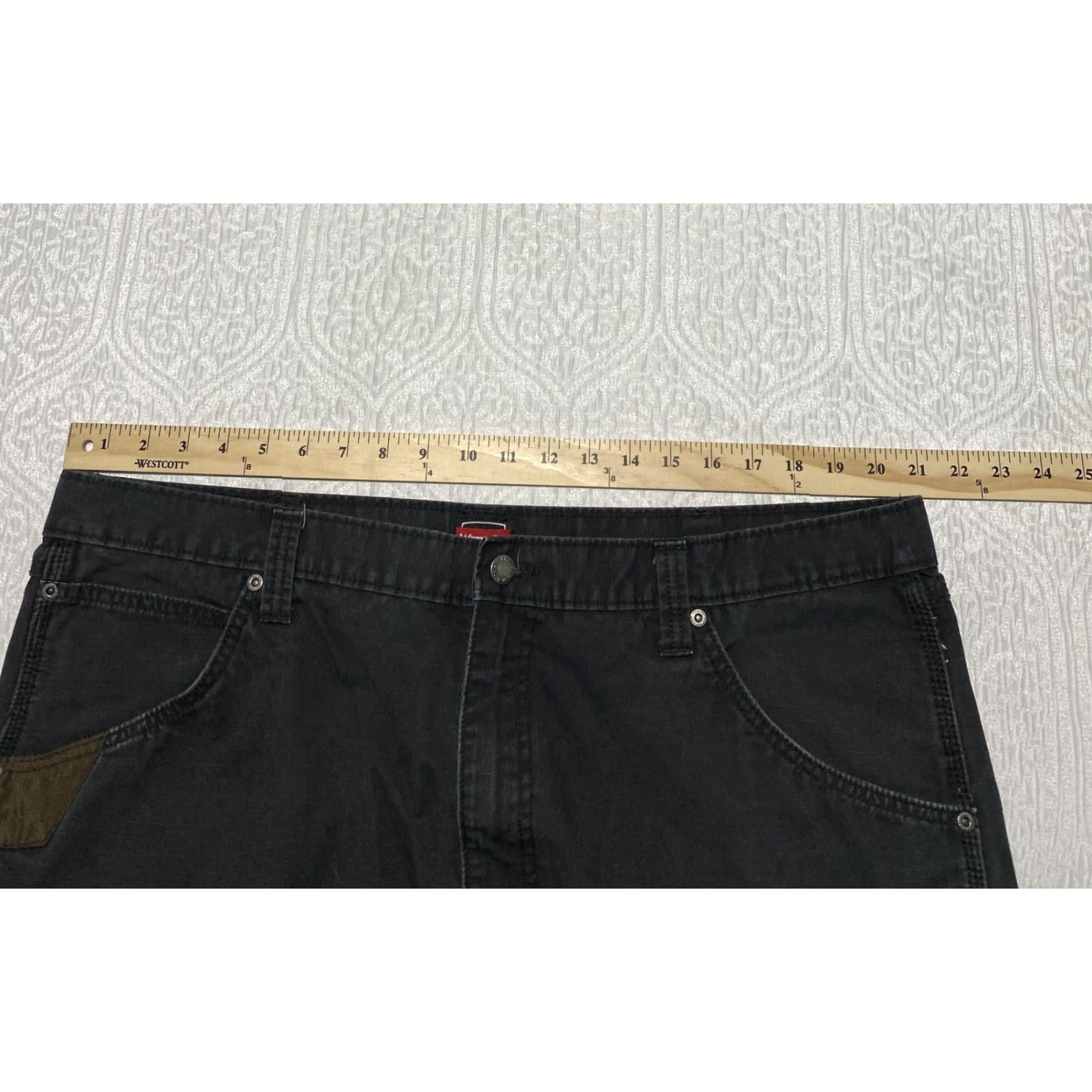 Wrangler Wrangler Workwear Carpenter Pants Mens 42x32 Black Cargo Relaxed Fit Utility Pants Mens Wrangler RIGGS Workwear Size US 42 / EU 58 - 4 Thumbnail