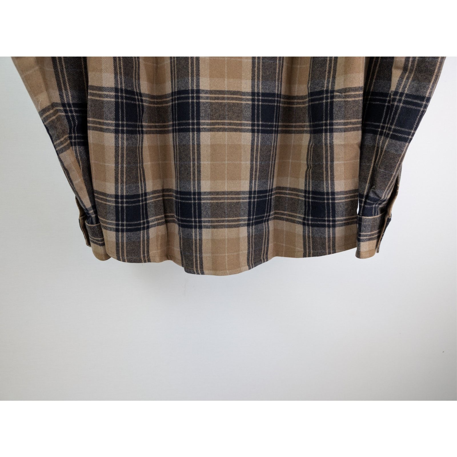 A.P.C. o1rshd1 Surchemise Bobby Button up Shirt in Dark Navy/Beige Size US M / EU 48-50 / 2 - 12 Thumbnail