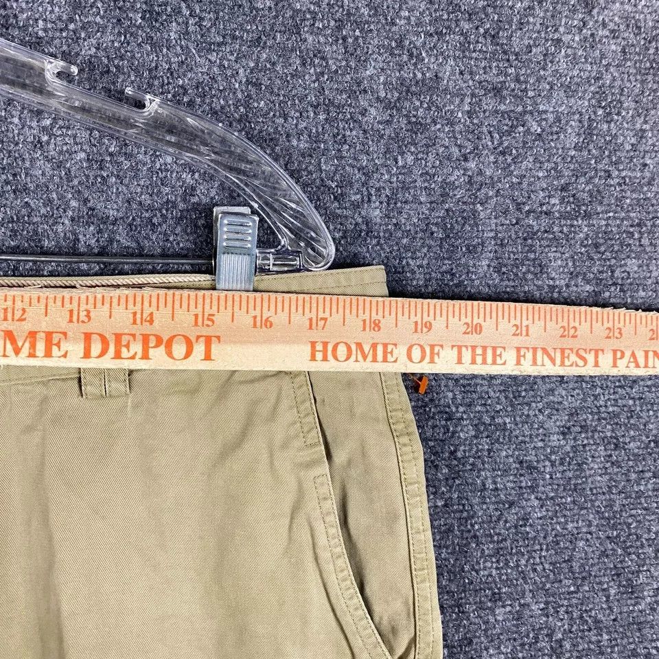 Tommy Bahama Tommy Bahama Shorts Men's 35 Tencel Lyocell Chino Beige Size US 35 - 2 Thumbnail