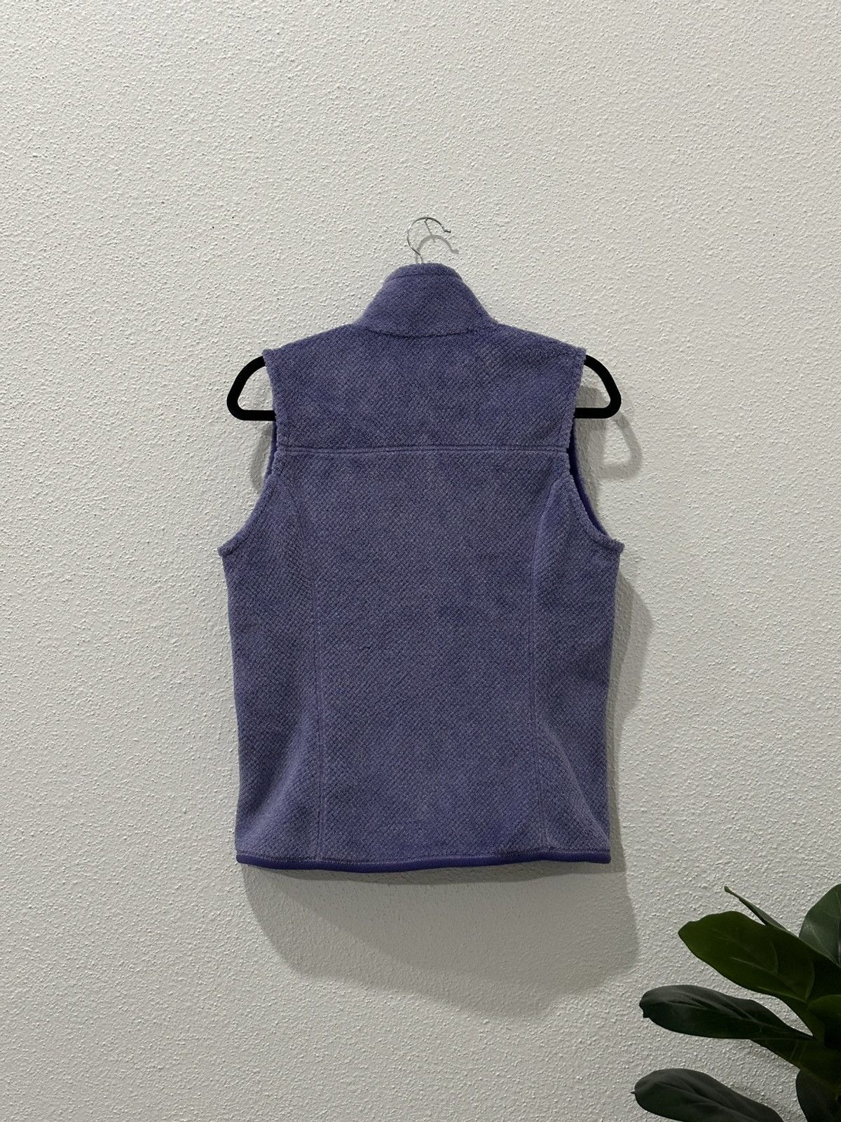 Patagonia Vintage Patagonia Vest Womens Medium Purple Full Zip Fleece Size M / US 6-8 / IT 42-44 - 6 Thumbnail