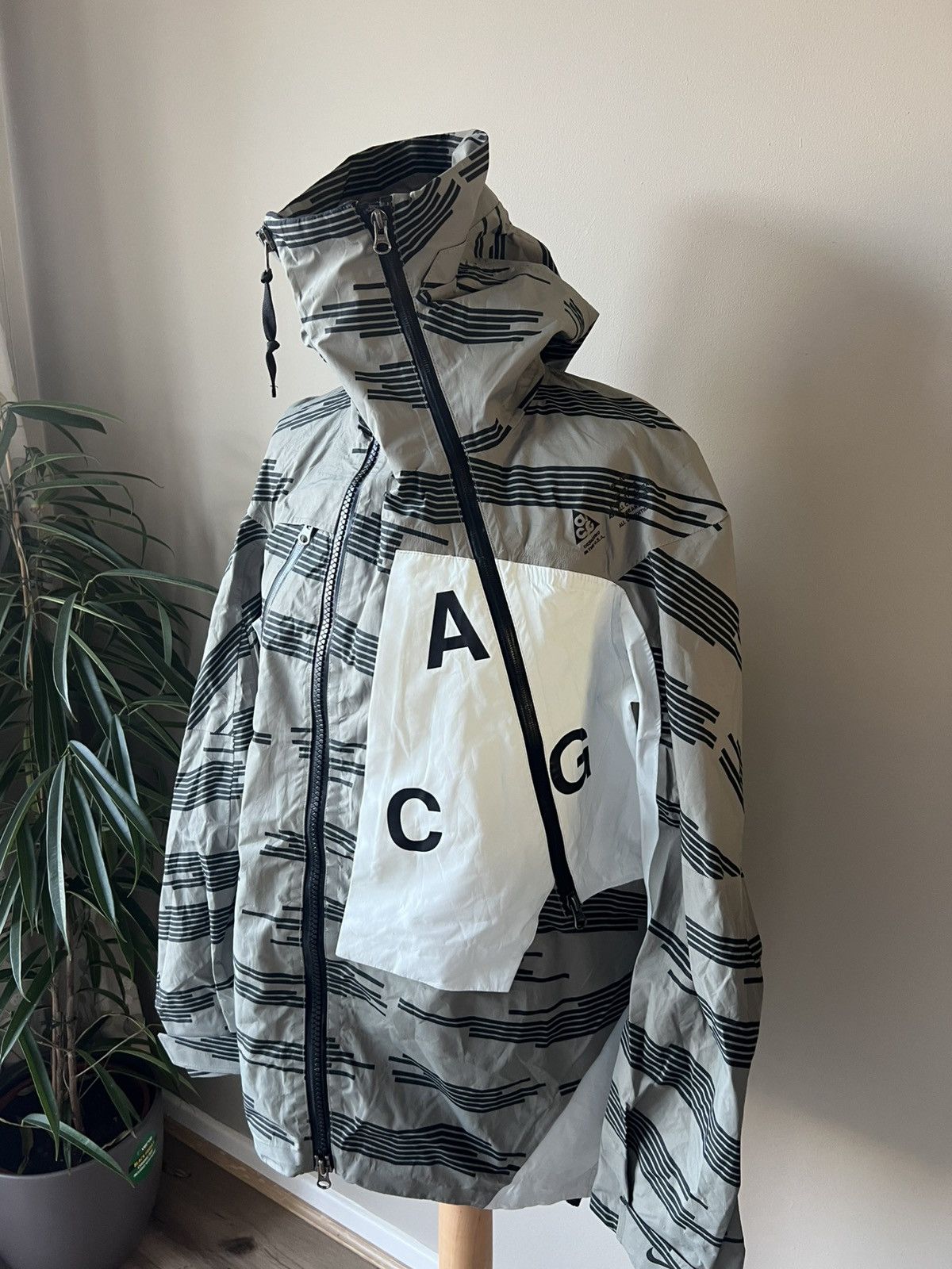 Nike ACG NikeLab ACG Alpine Jacket x Errolson Hugh x Acronym Size US S / EU 44-46 / 1 - 2 Thumbnail