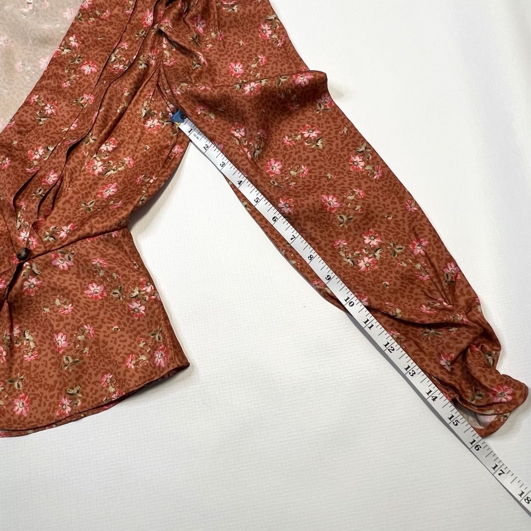 Free People Free People A Night With You Wrap Front Blouse XS Floral V-Neck Long Sleeve Orange Size XS / US 0-2 / IT 36-38 - 4 Thumbnail